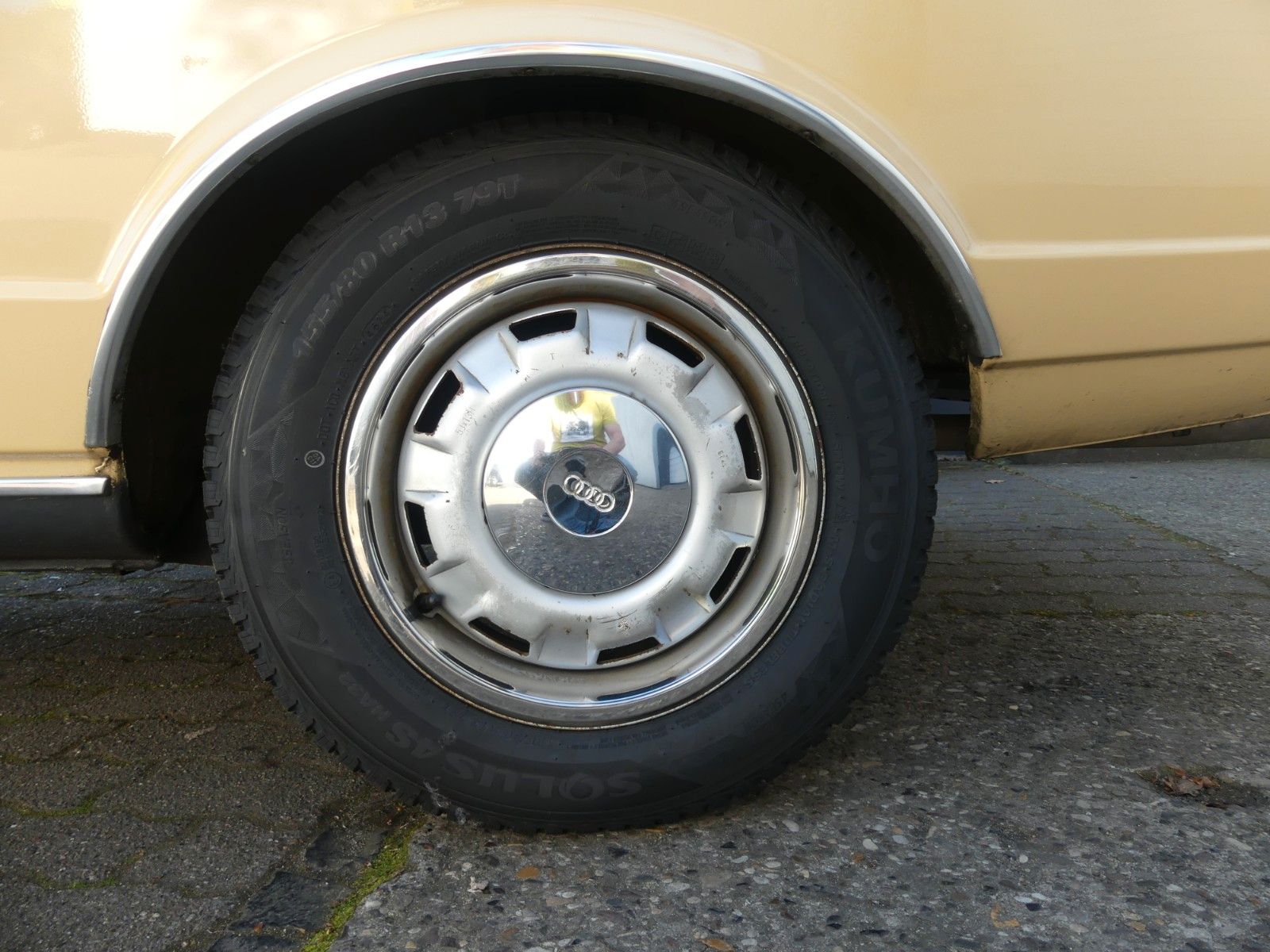 Fahrzeugabbildung Audi 80 LS, Aut., original Rostfrei und 36.000 km