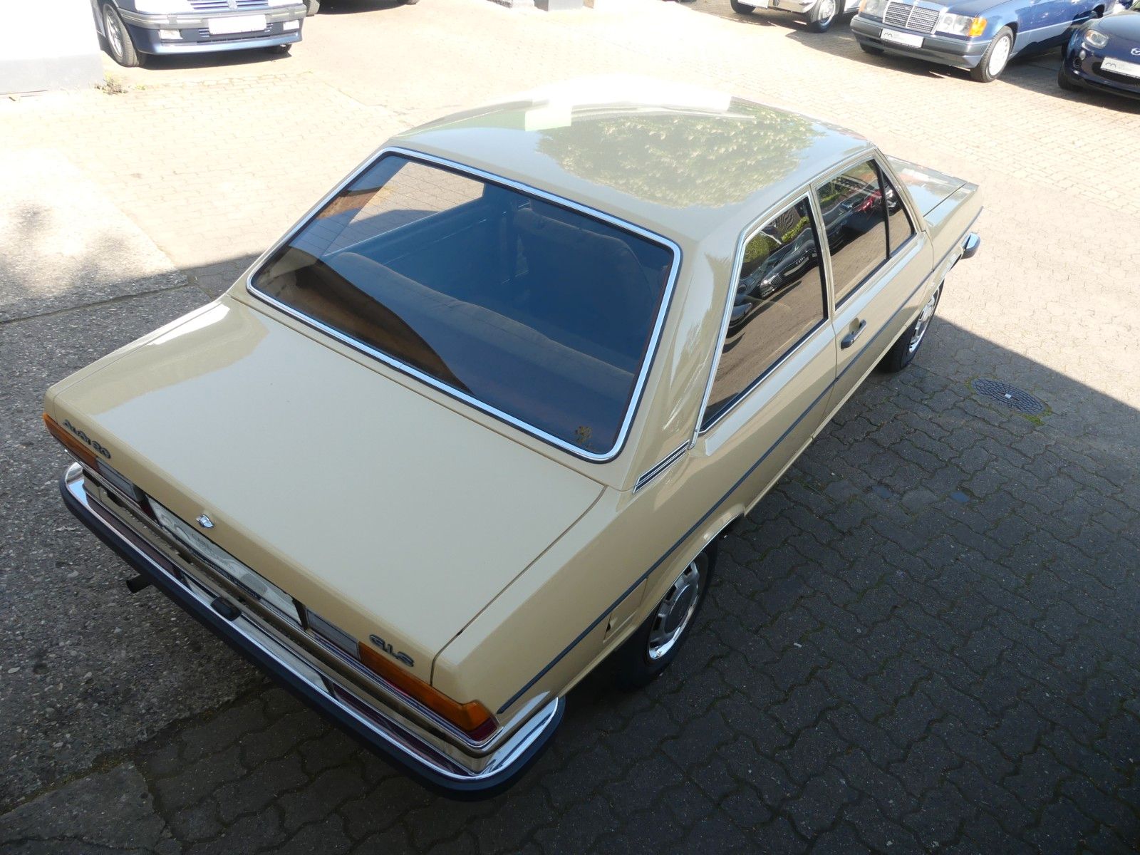 Fahrzeugabbildung Audi 80 LS, Aut., original Rostfrei und 36.000 km