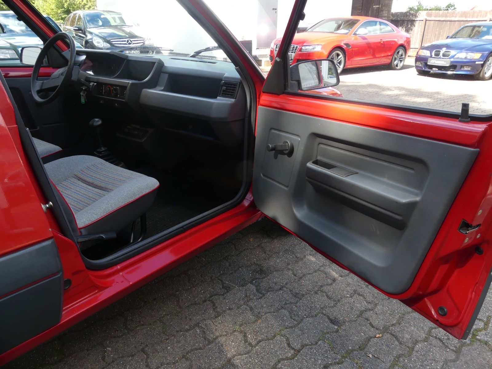 Fahrzeugabbildung Renault R 5, 5 türig