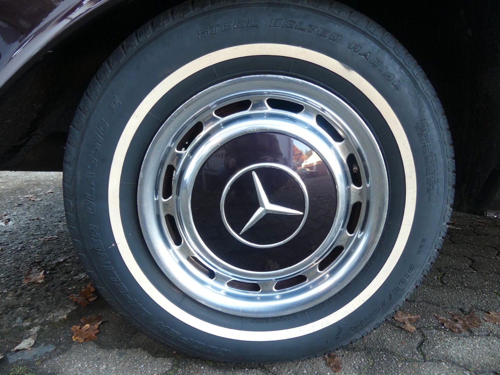 Fahrzeugabbildung Mercedes-Benz 280 SE