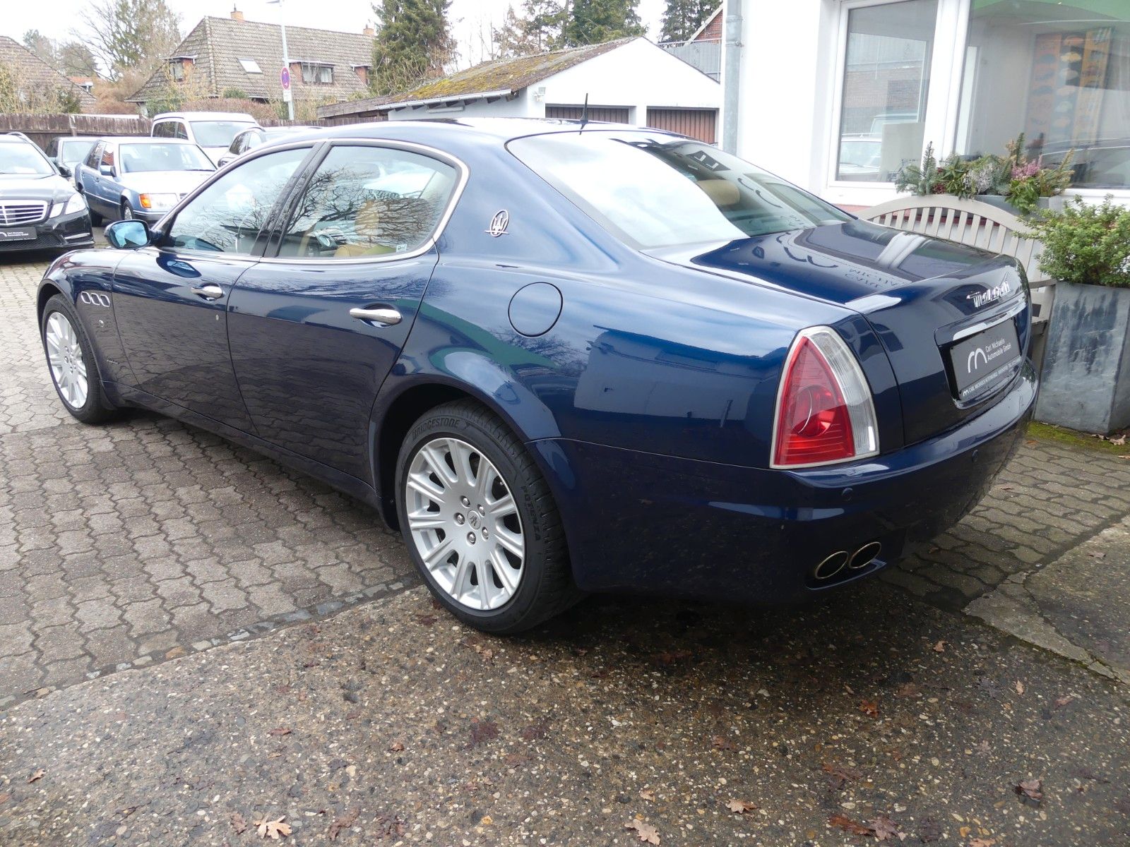 Fahrzeugabbildung Maserati Quattroporte 4.2 V8 Executive GT Automatic