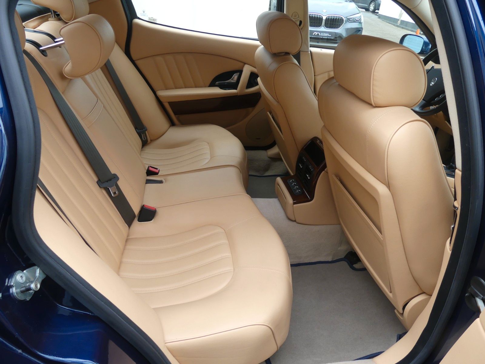 Fahrzeugabbildung Maserati Quattroporte 4.2 V8 Executive GT Automatic