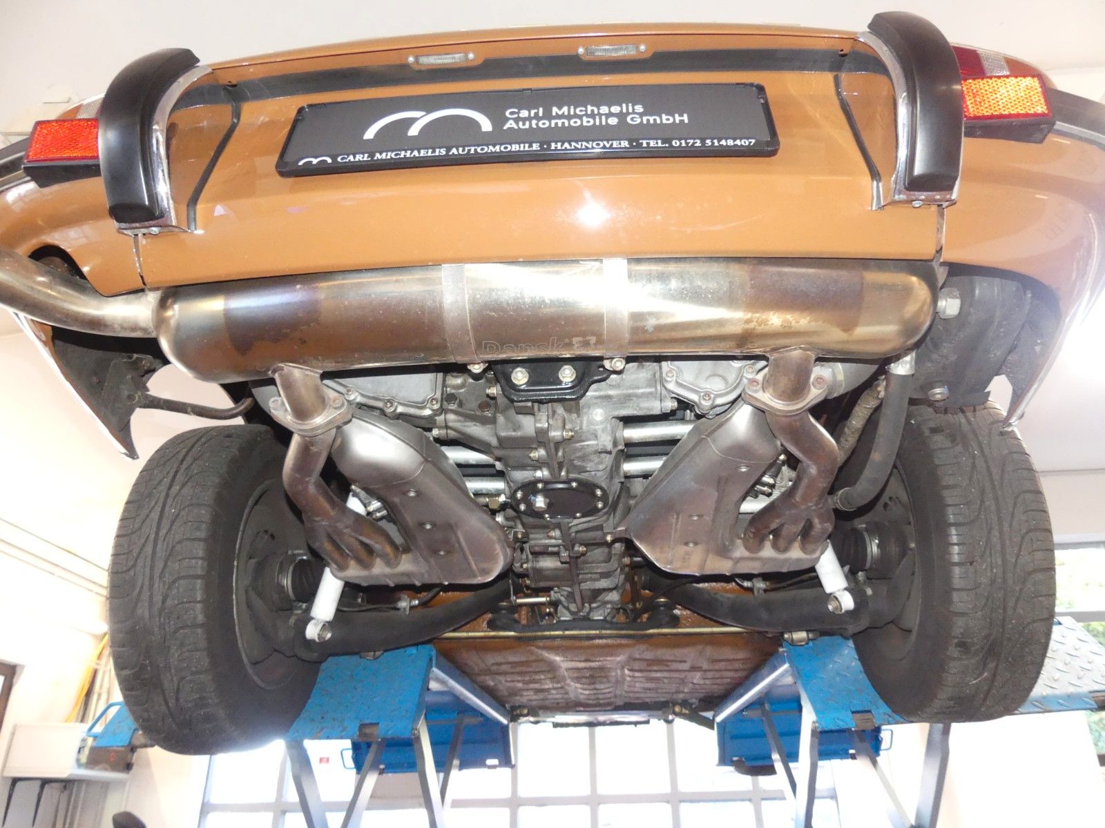 Fahrzeugabbildung Porsche 911 E Targa mit 114 KW in einem Top Zustand