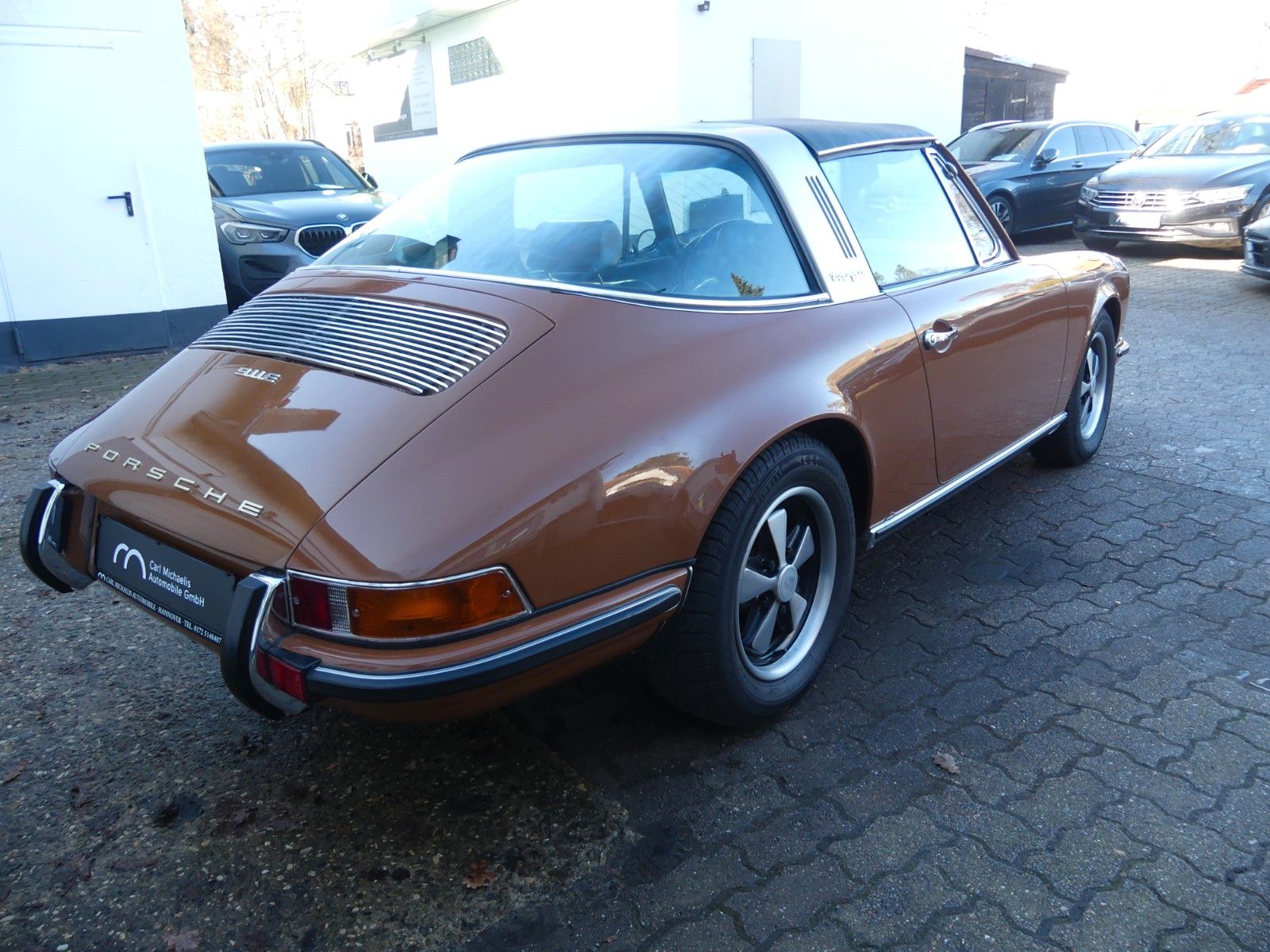 Fahrzeugabbildung Porsche 911 E Targa mit 114 KW in einem Top Zustand
