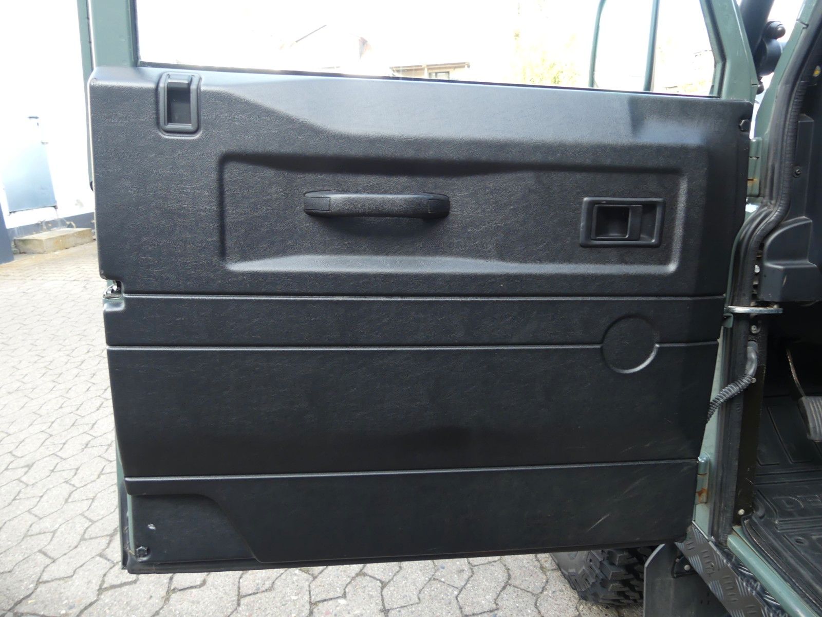 Fahrzeugabbildung Land Rover Defender 110 E Station EINZELSTÜCK