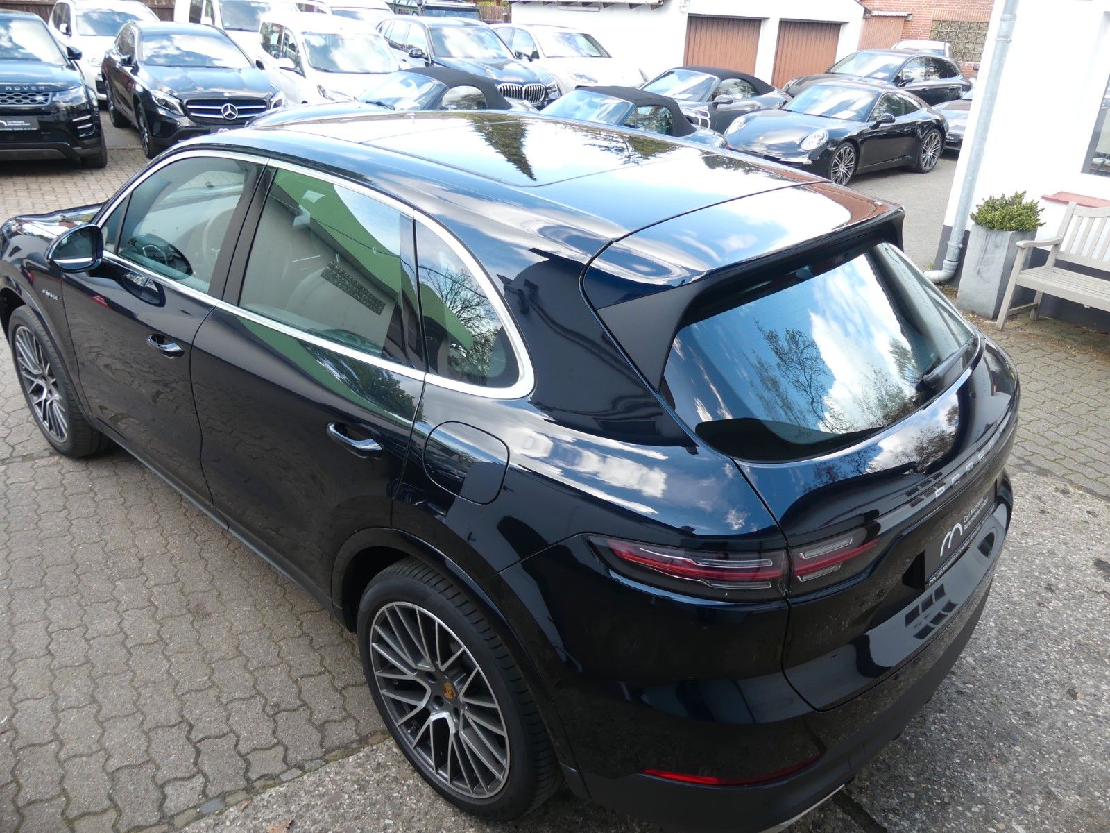 Fahrzeugabbildung Porsche Cayenne E-Hybrid, 1. Hand, Scheckheft Porsche