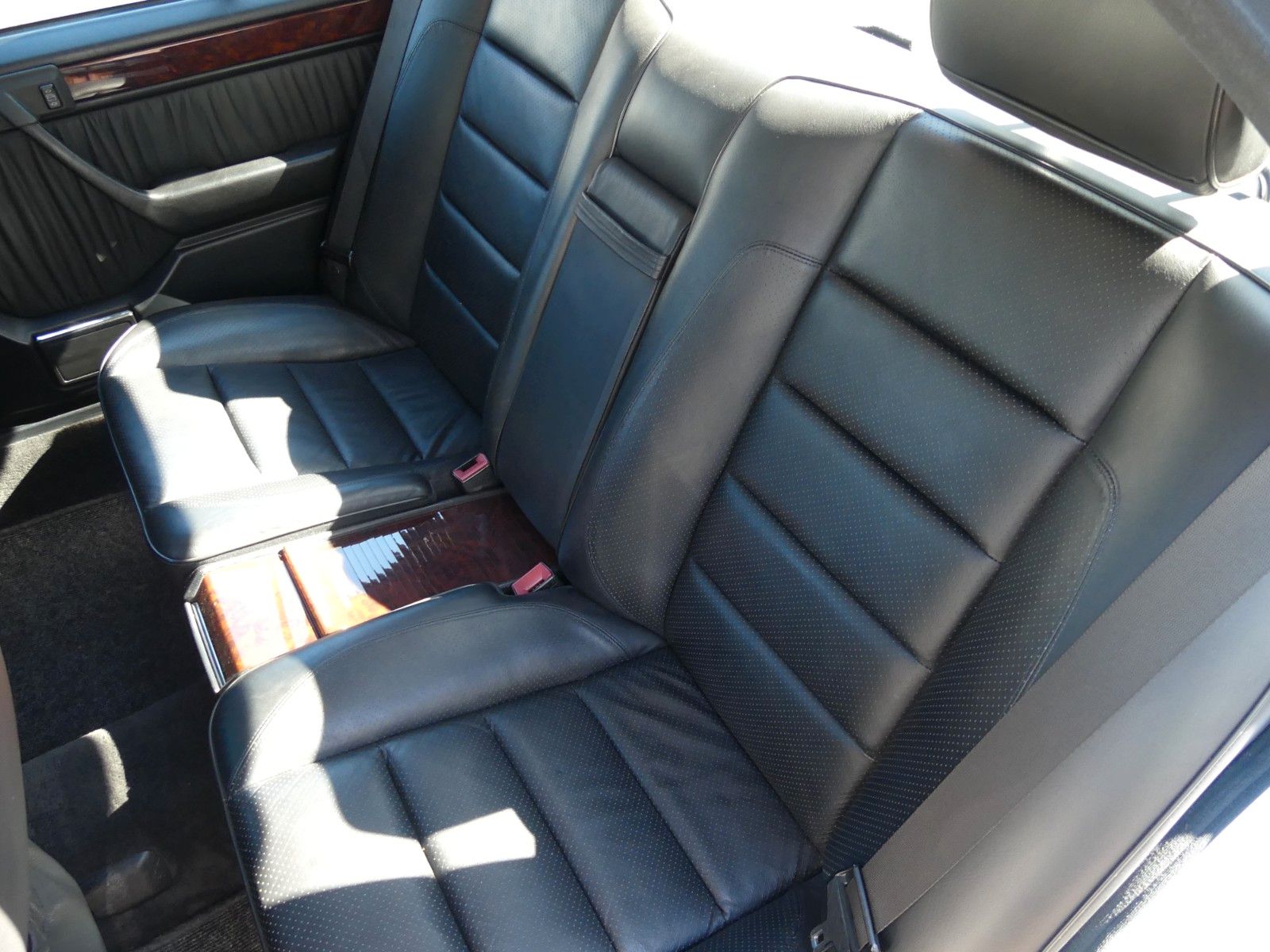 Fahrzeugabbildung Mercedes-Benz E 500 / 500 E 1. Hand / SAMMLERFAHRZEUG
