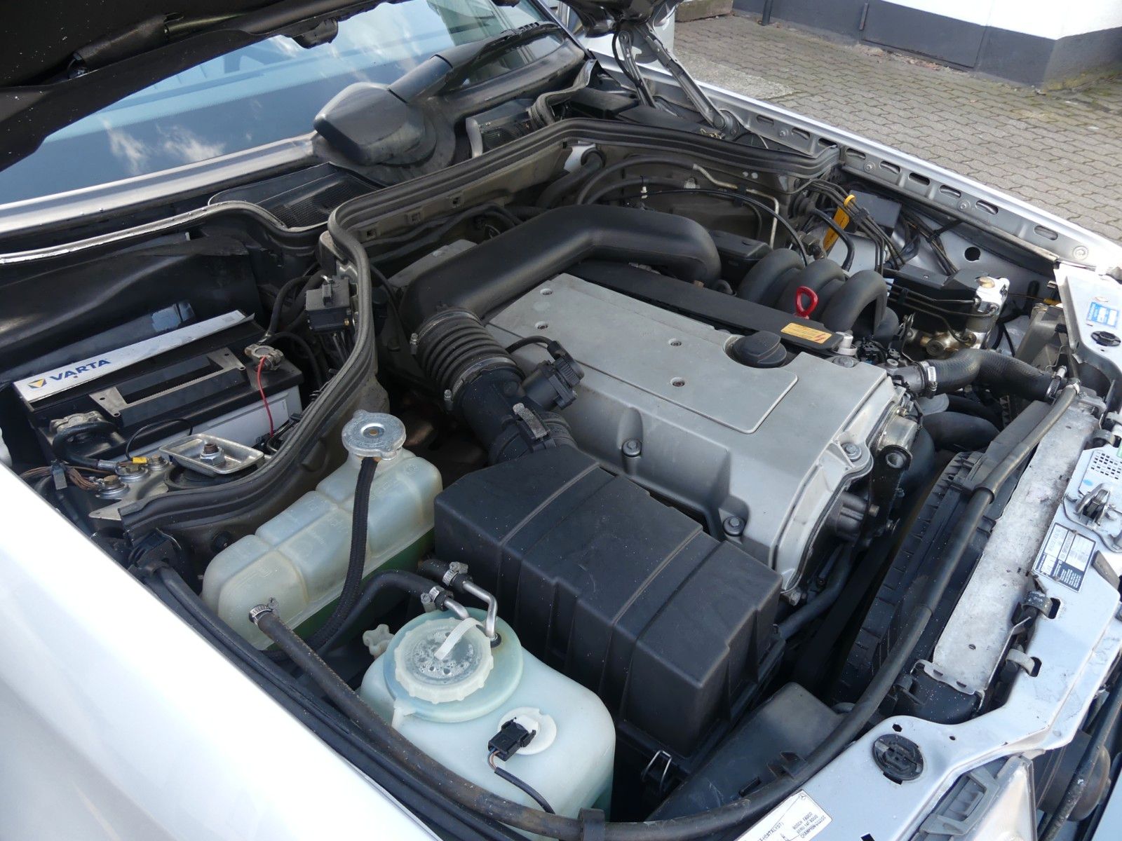 Fahrzeugabbildung Mercedes-Benz E 280, 2. Hand, Aut., Klima, Schiebed., H-Kennz.