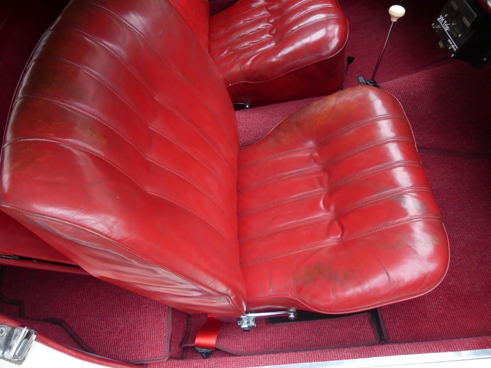 Fahrzeugabbildung Mercedes-Benz 190 SL, aus Sammlerhand, Kerngesund, 3-Sitzer