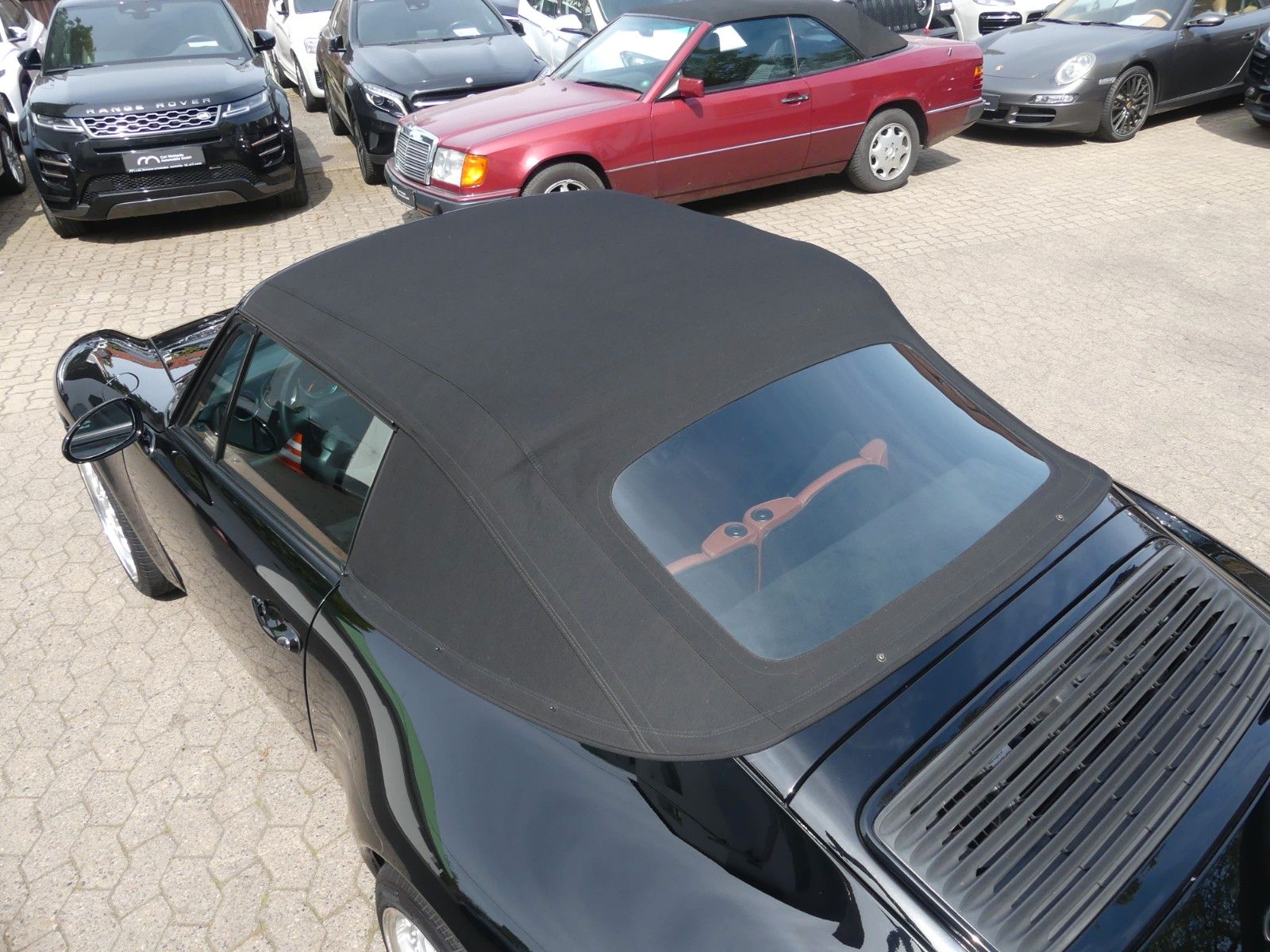 Fahrzeugabbildung Porsche 911 / 993 Carrera 2 Cabrio Top Zustand