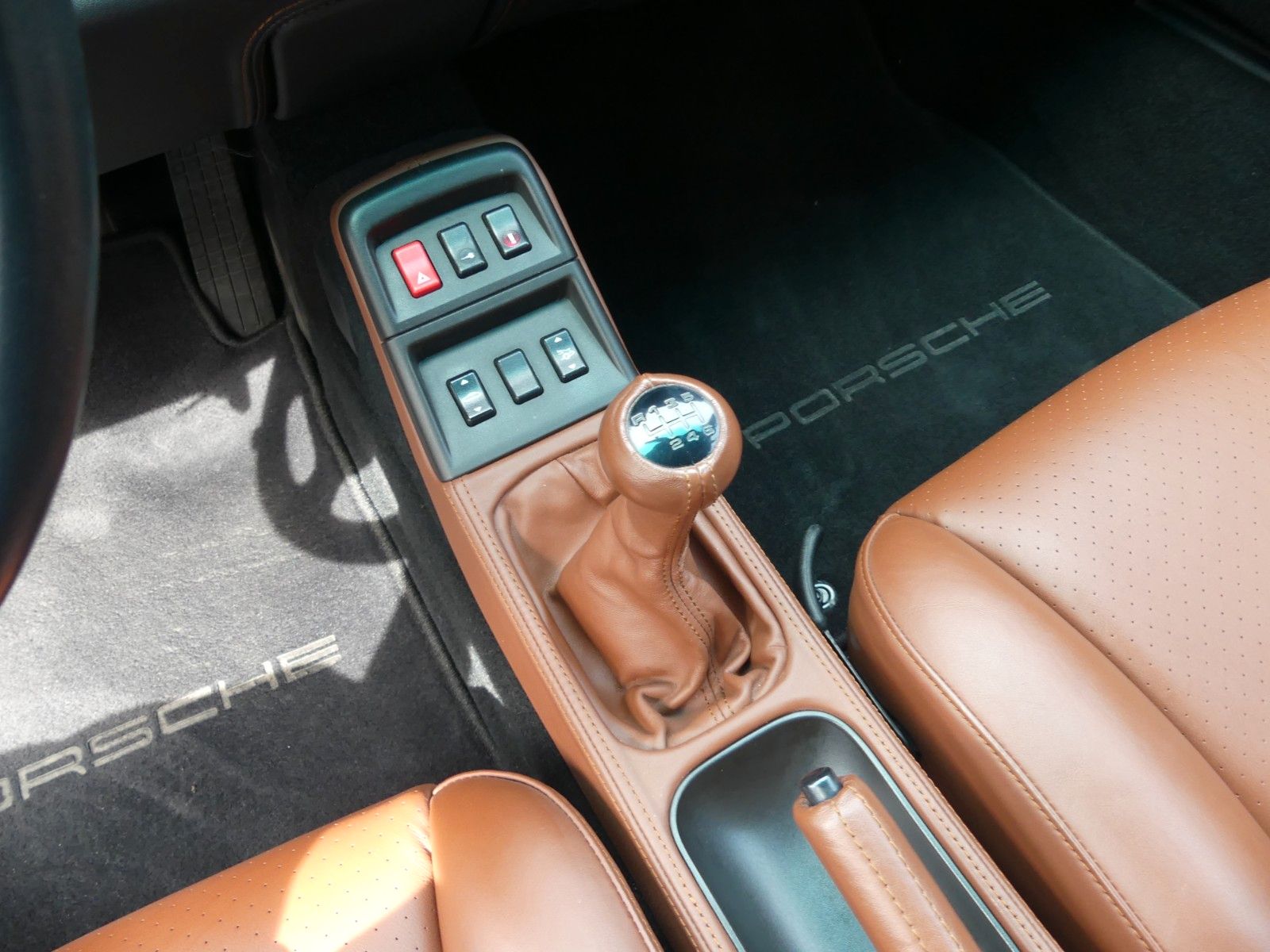 Fahrzeugabbildung Porsche 911 / 993 Carrera 2 Cabrio Top Zustand
