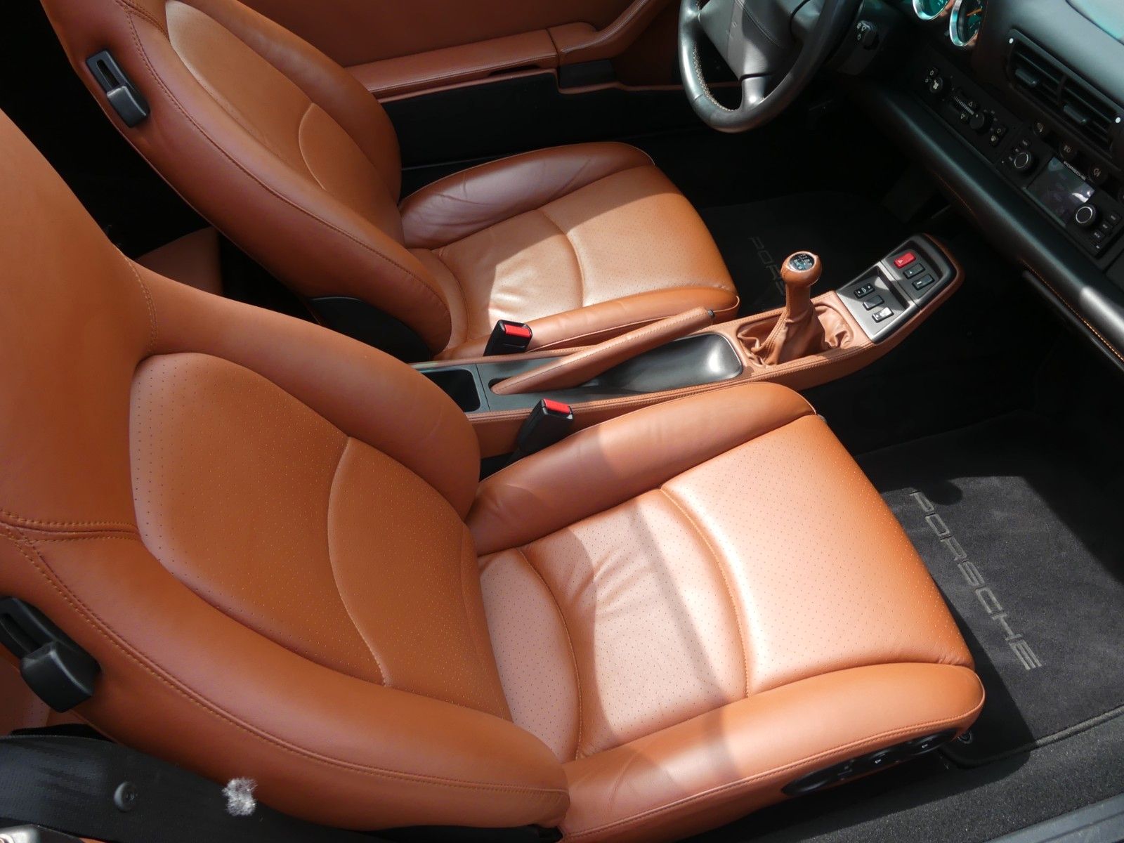 Fahrzeugabbildung Porsche 911 / 993 Carrera 2 Cabrio Top Zustand