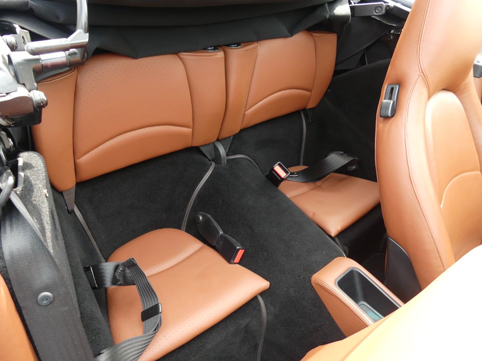 Fahrzeugabbildung Porsche 911 / 993 Carrera 2 Cabrio Top Zustand
