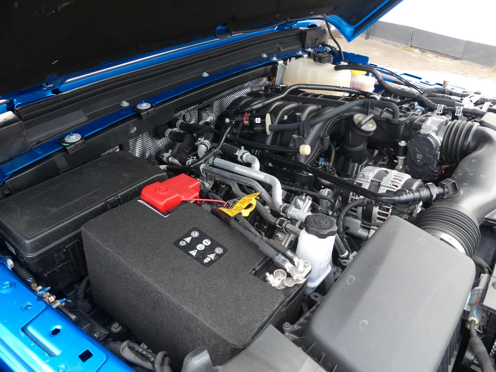 Fahrzeugabbildung Jeep Wrangler 3.6 Ltr, 1. Hd., 7.500 KM TOP ZUSTAND