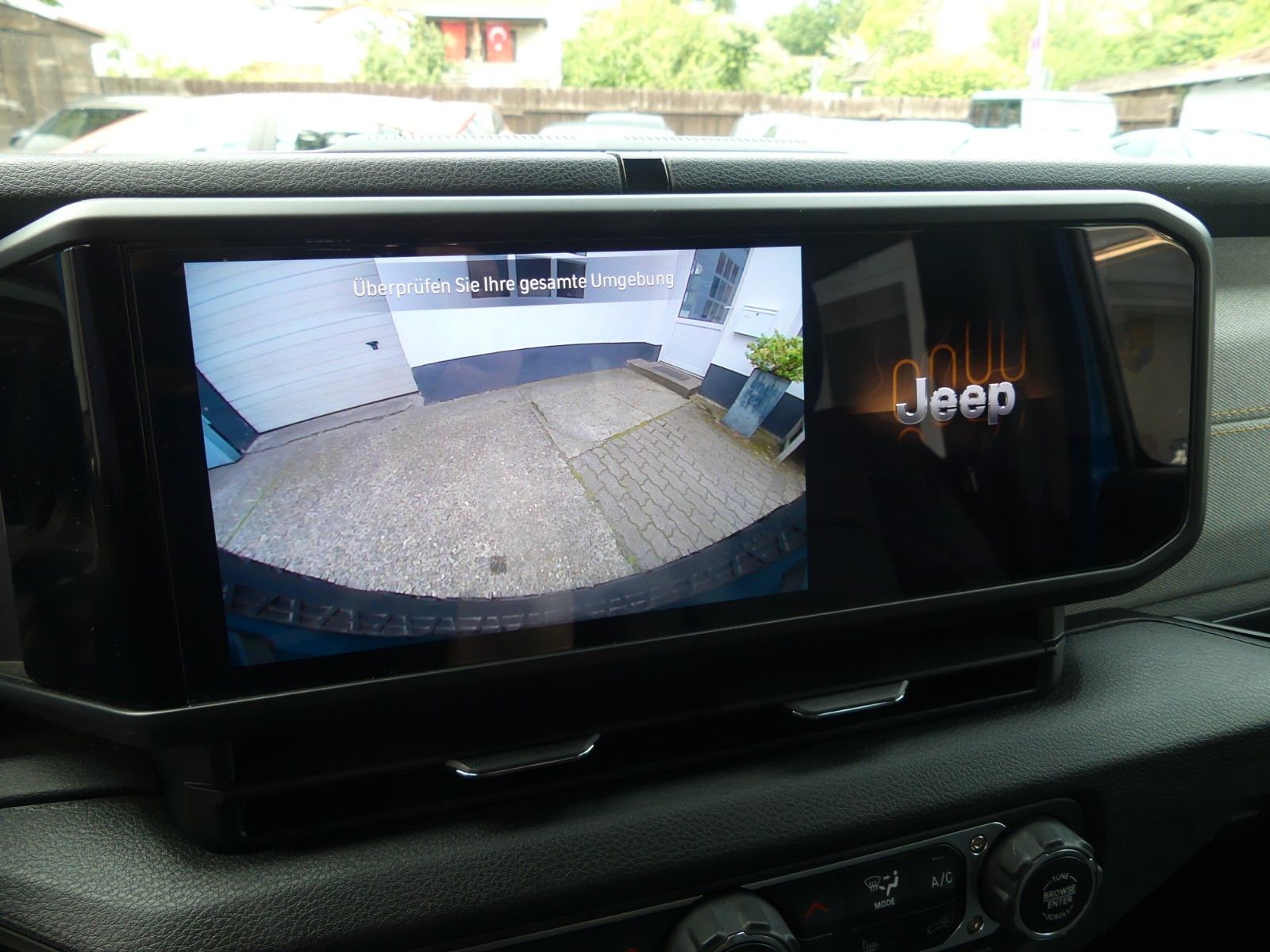 Fahrzeugabbildung Jeep Wrangler 3.6 Ltr, 1. Hd., 7.500 KM TOP ZUSTAND