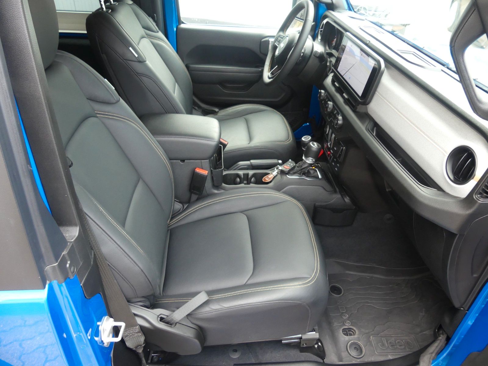 Fahrzeugabbildung Jeep Wrangler 3.6 Ltr, 1. Hd., 7.500 KM TOP ZUSTAND