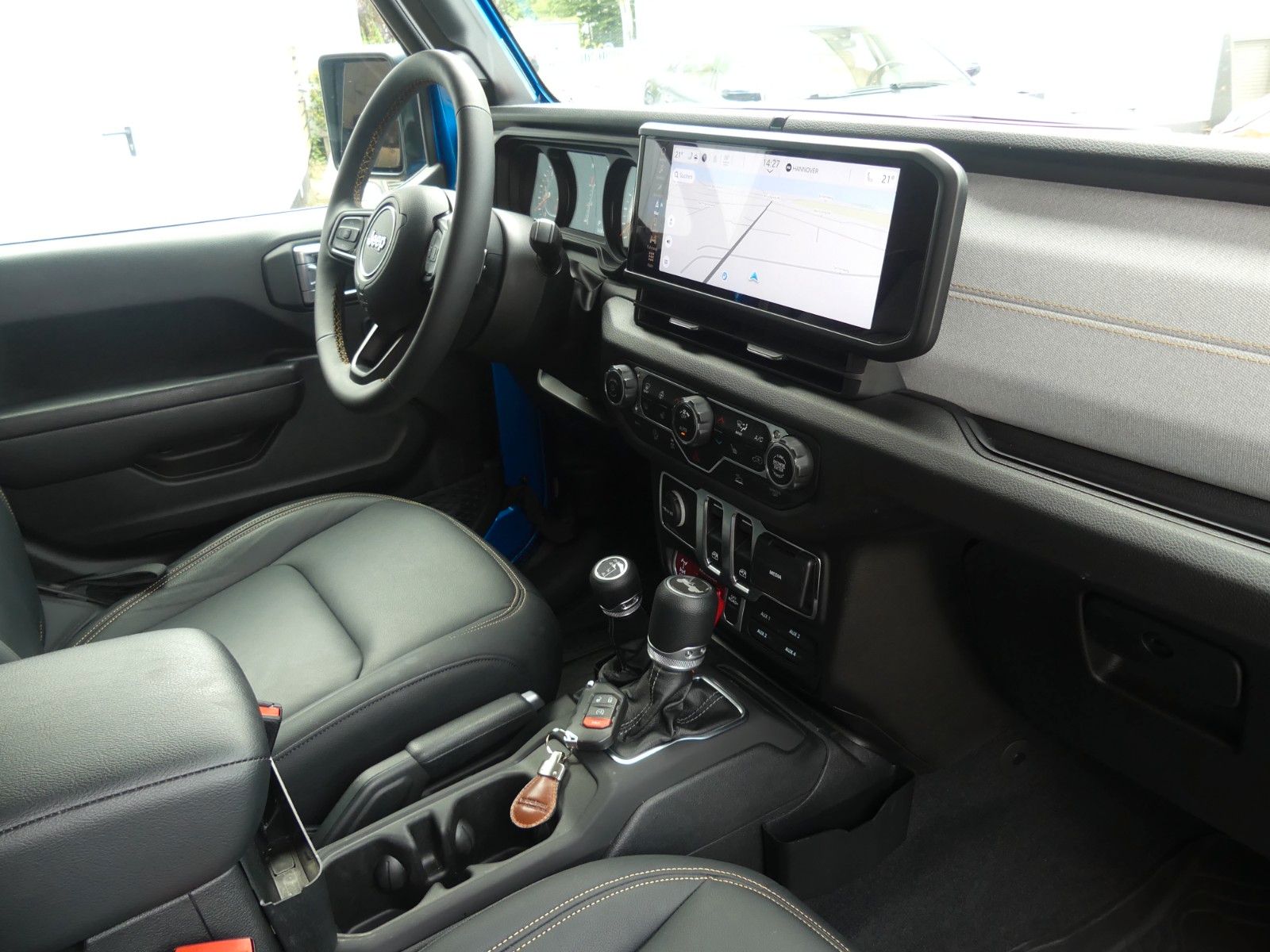 Fahrzeugabbildung Jeep Wrangler 3.6 Ltr, 1. Hd., 7.500 KM TOP ZUSTAND