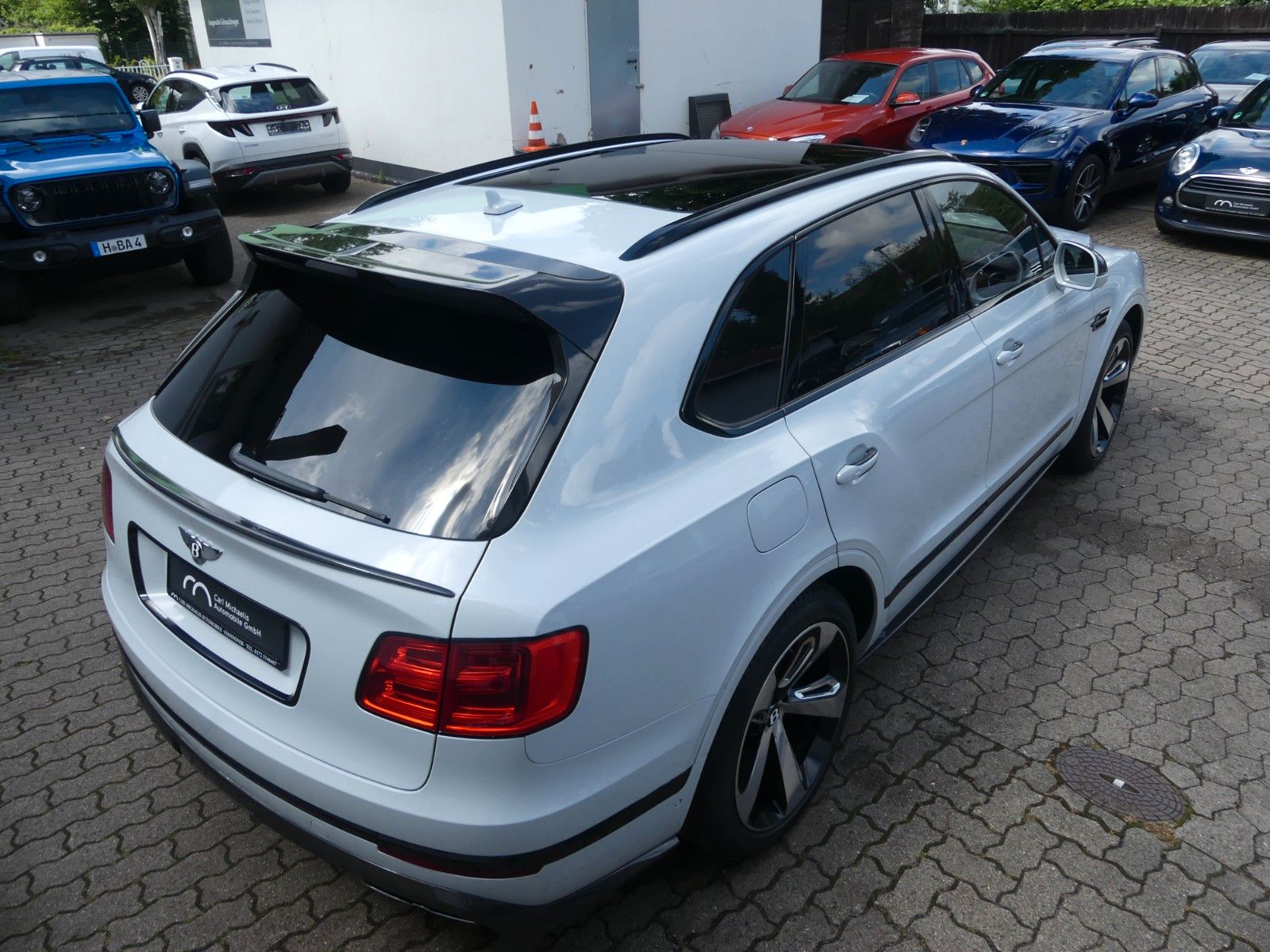 Fahrzeugabbildung Bentley Bentayga , 2. Hd., deutsches Fzg, Vollausstatt.