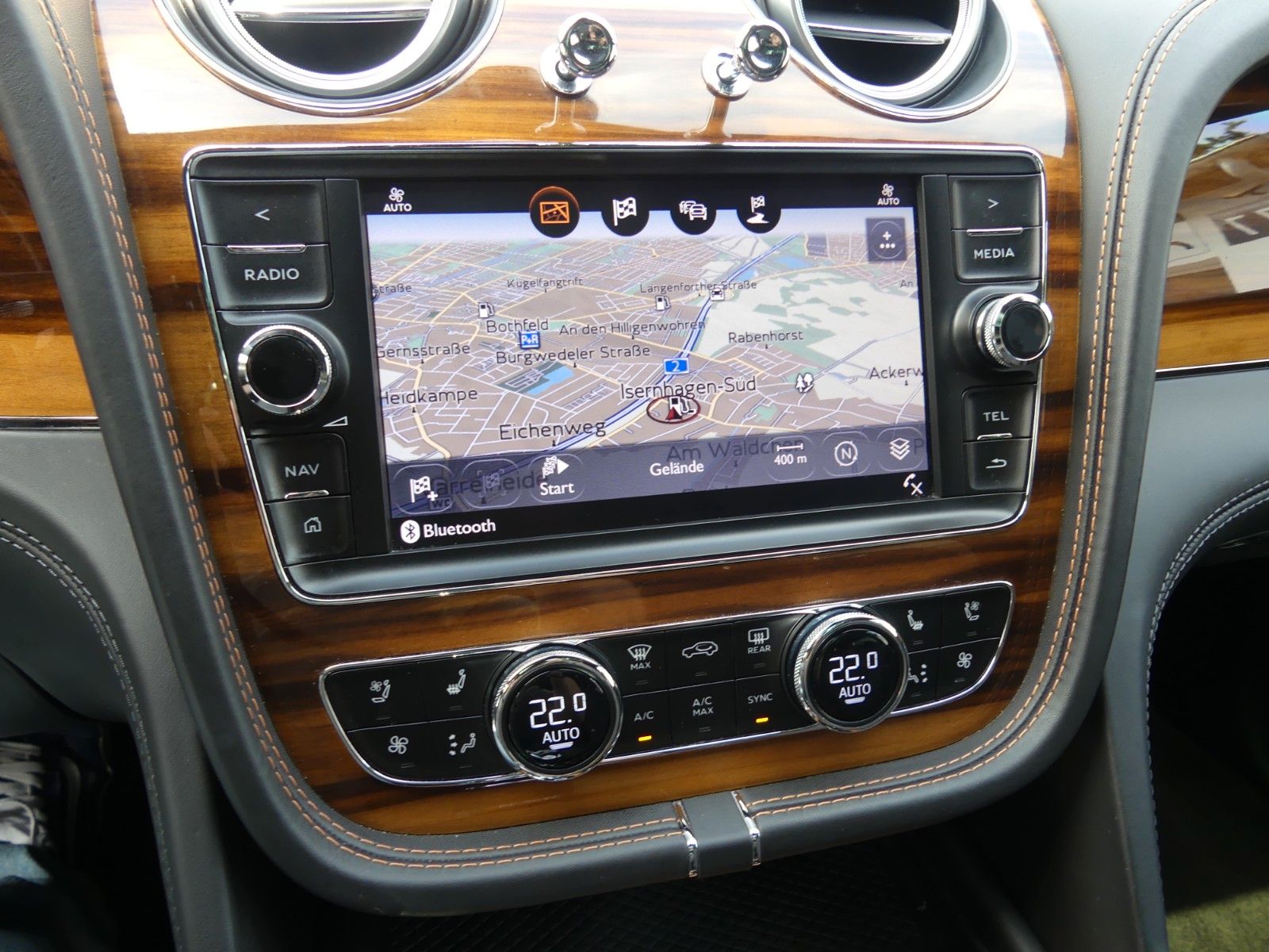 Fahrzeugabbildung Bentley Bentayga , 2. Hd., deutsches Fzg, Vollausstatt.