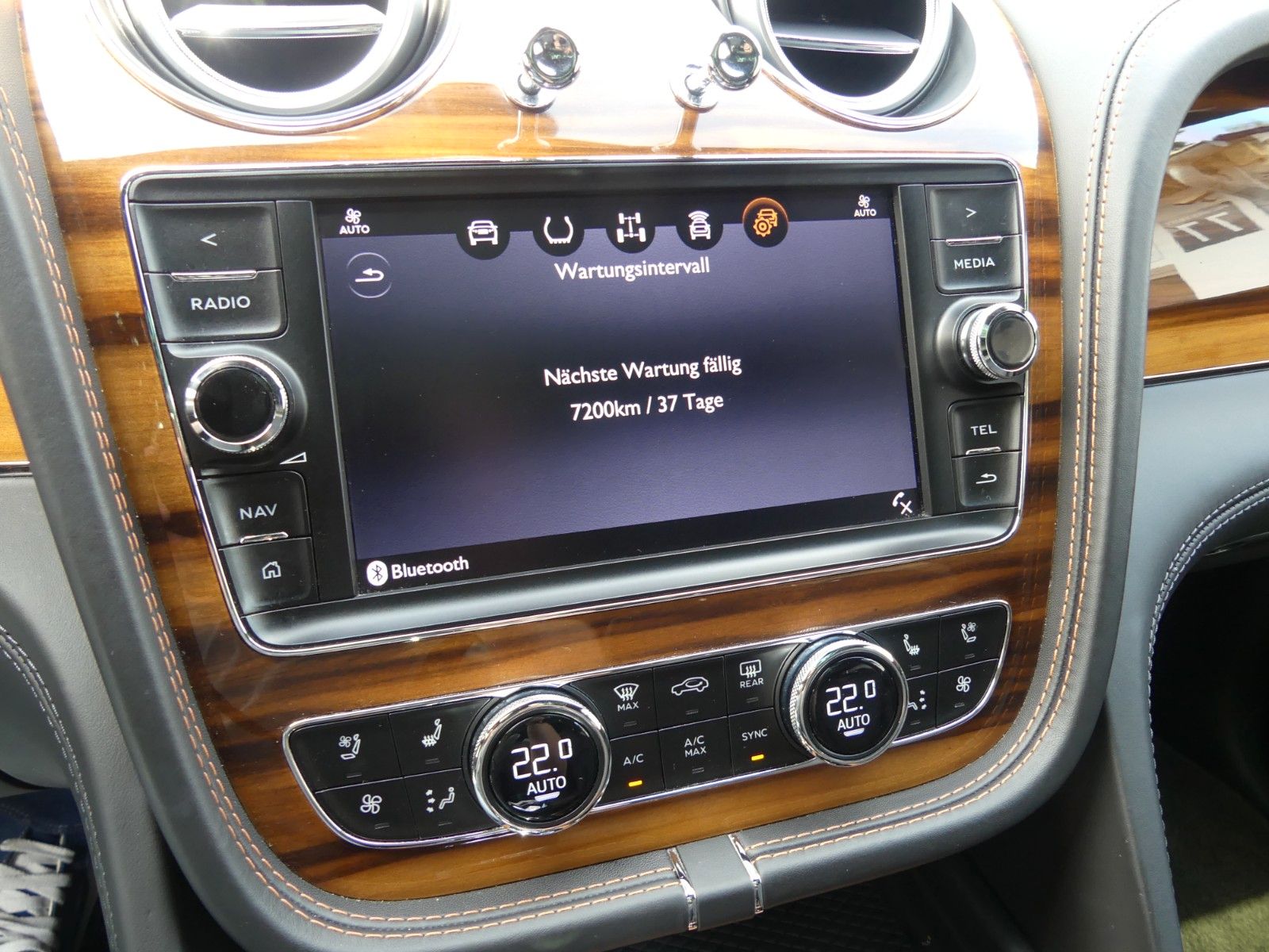 Fahrzeugabbildung Bentley Bentayga , 2. Hd., deutsches Fzg, Vollausstatt.