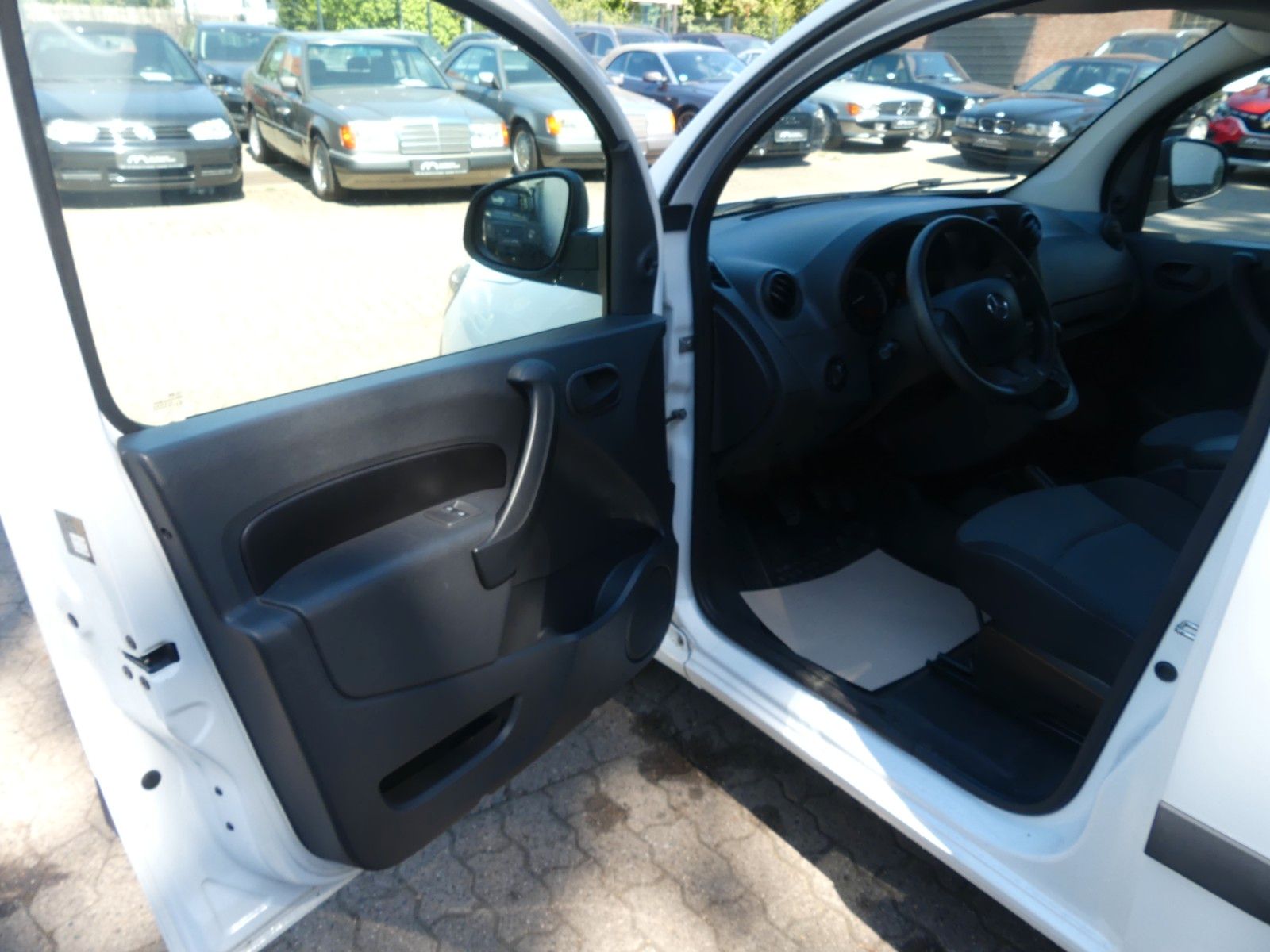 Fahrzeugabbildung Mercedes-Benz Citan Kasten 108 CDI lang, 2. Hd., Top Zustand