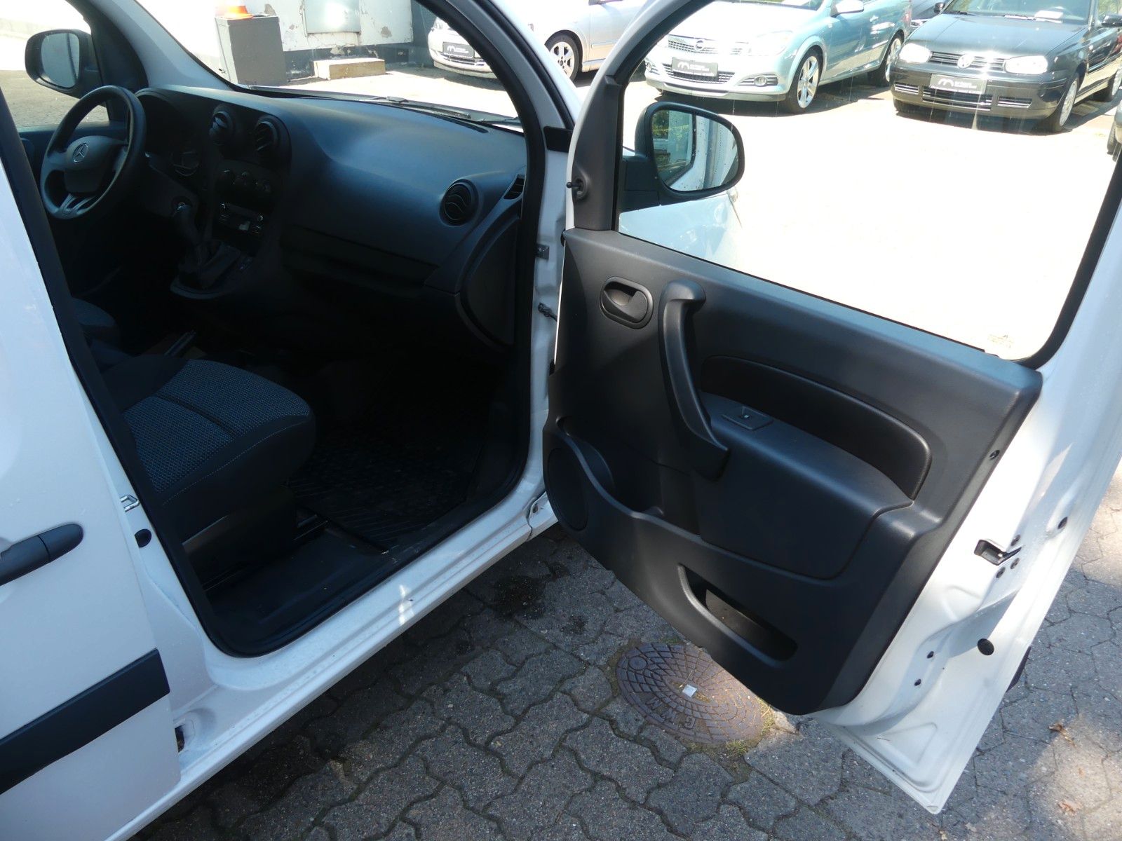 Fahrzeugabbildung Mercedes-Benz Citan Kasten 108 CDI lang, 2. Hd., Top Zustand