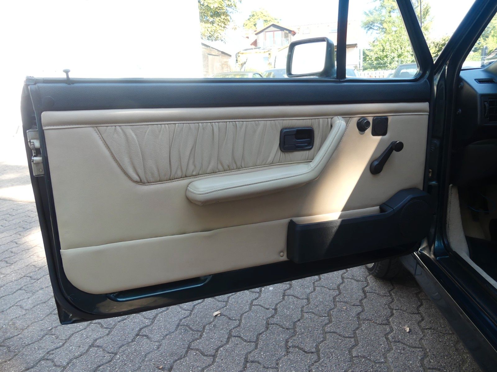 Fahrzeugabbildung Volkswagen Golf I Cabrio Classic Line