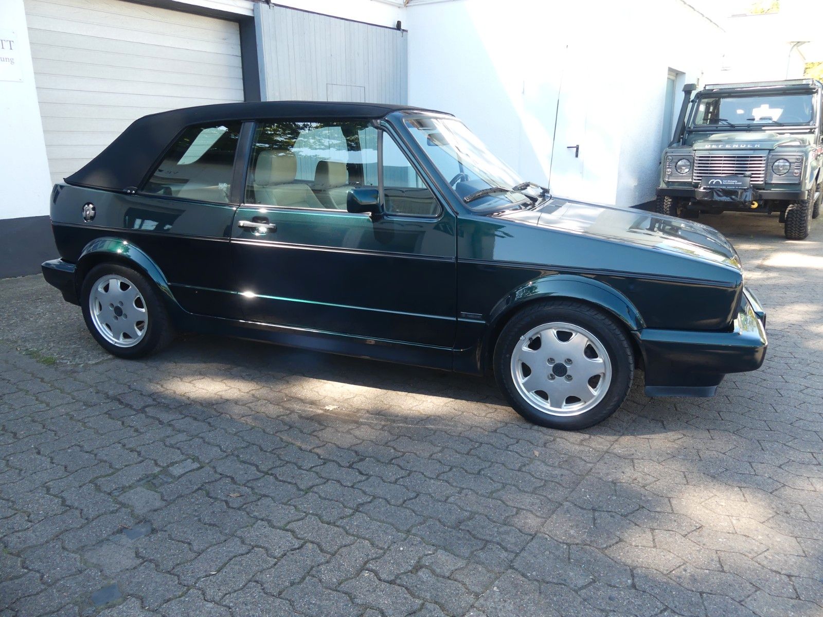 Fahrzeugabbildung Volkswagen Golf I Cabrio Classic Line