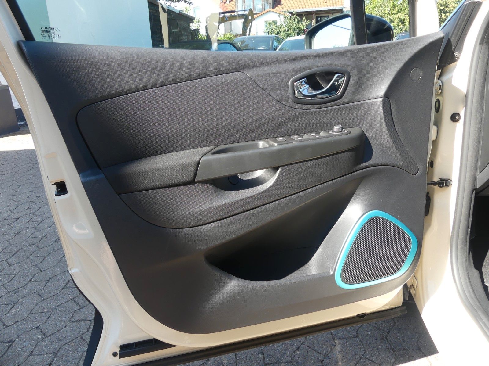 Fahrzeugabbildung Renault Captur Experience Energy TCe 120 EDC, Automatik