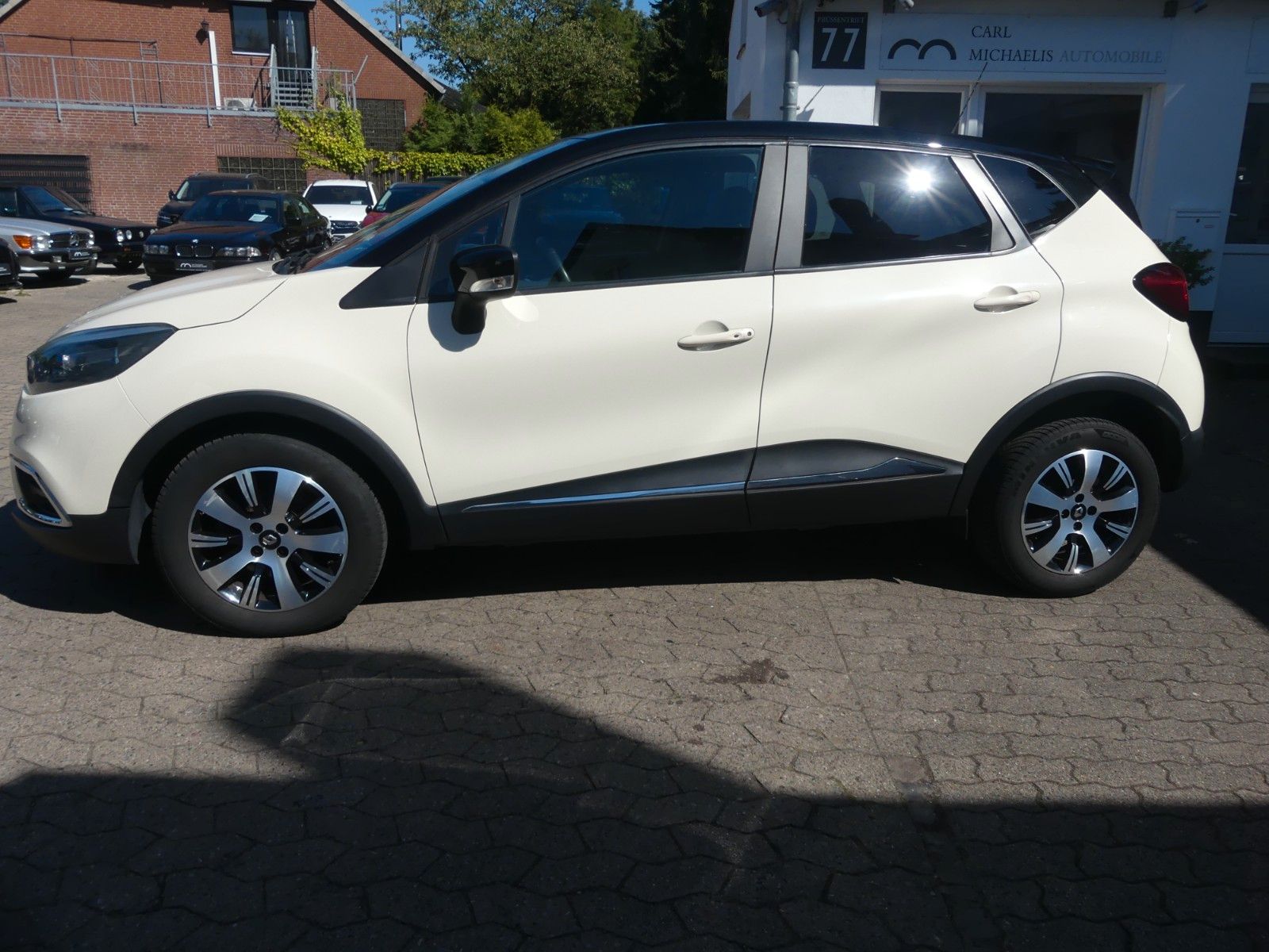 Fahrzeugabbildung Renault Captur Experience Energy TCe 120 EDC, Automatik