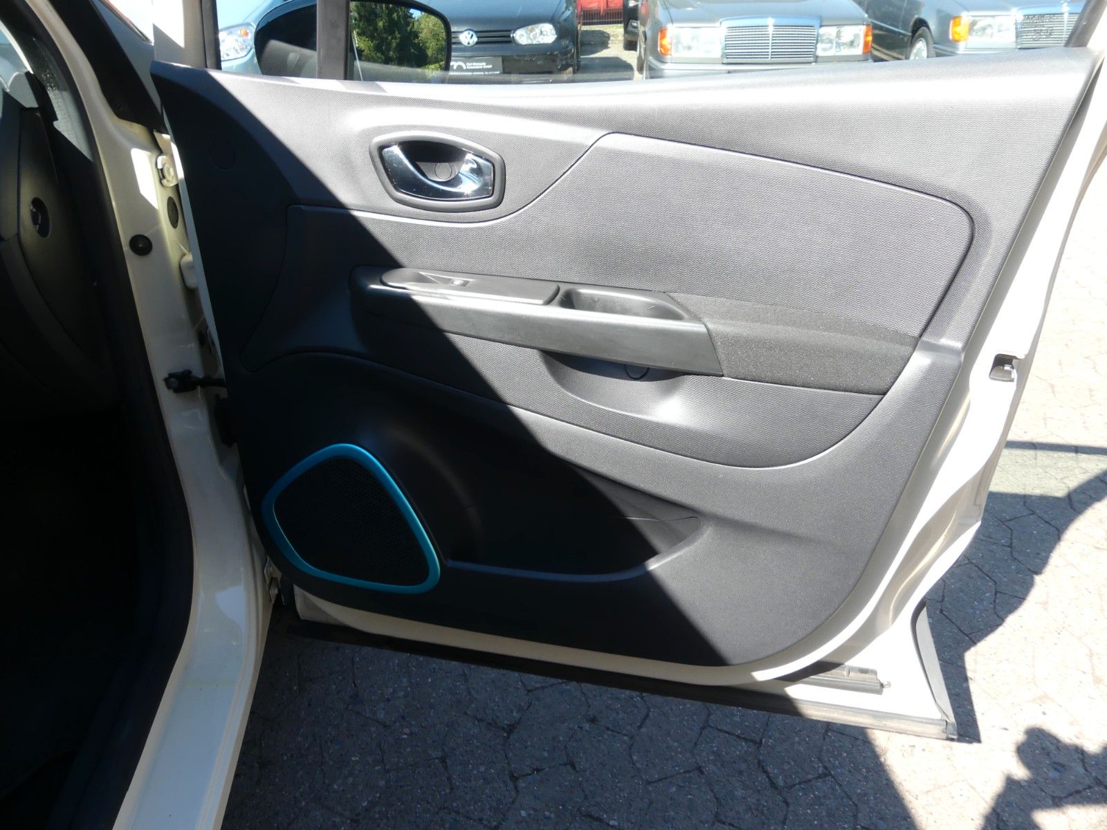 Fahrzeugabbildung Renault Captur Experience Energy TCe 120 EDC, Automatik