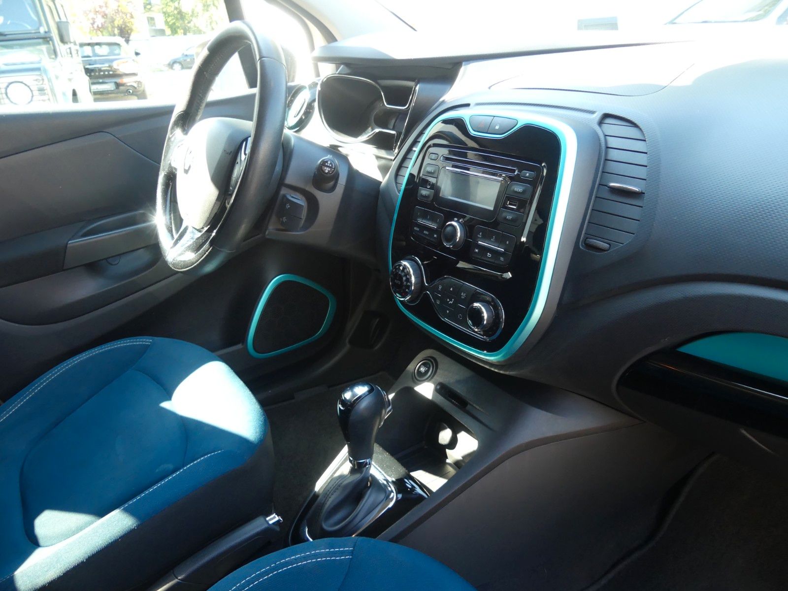 Fahrzeugabbildung Renault Captur Experience Energy TCe 120 EDC, Automatik