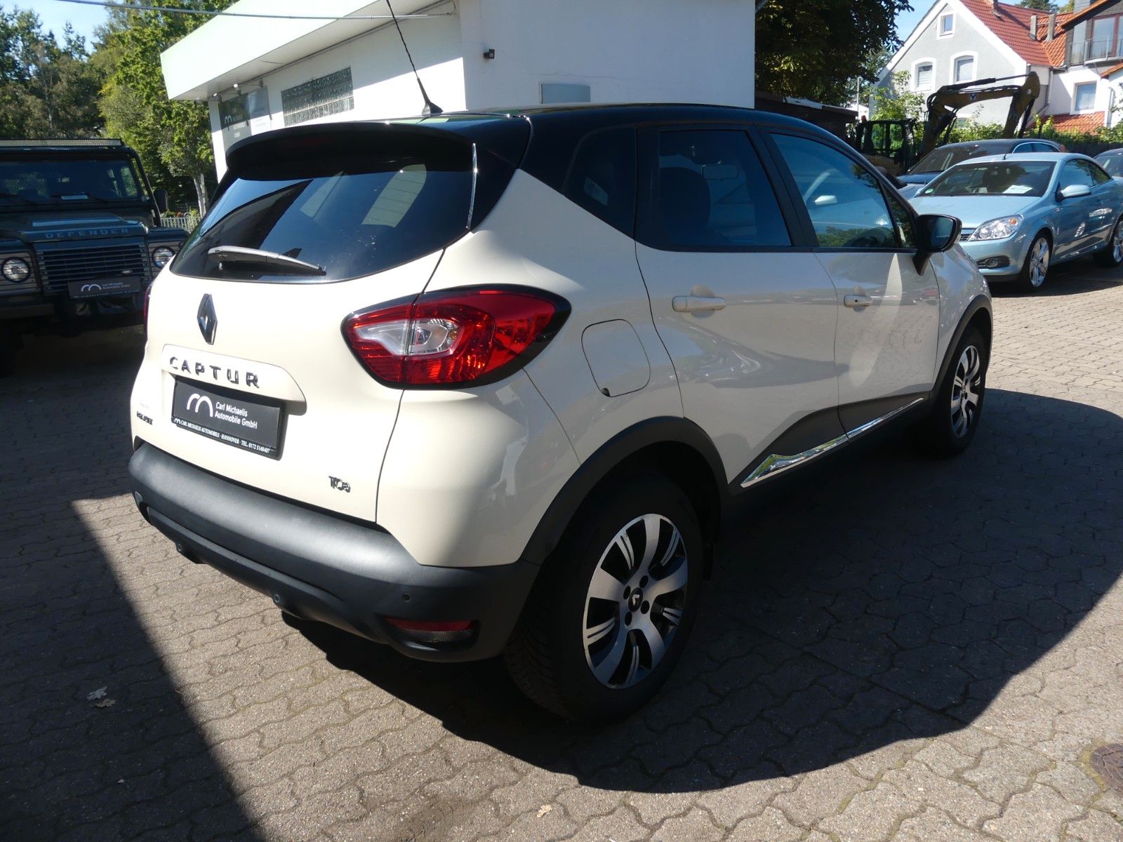 Fahrzeugabbildung Renault Captur Experience Energy TCe 120 EDC, Automatik