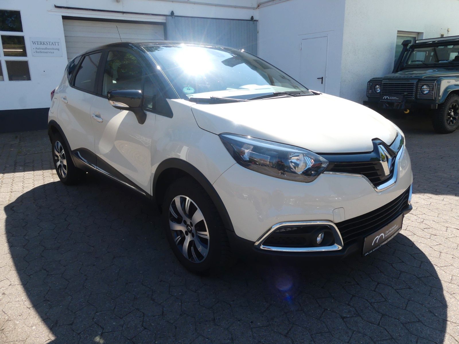 Fahrzeugabbildung Renault Captur Experience Energy TCe 120 EDC, Automatik
