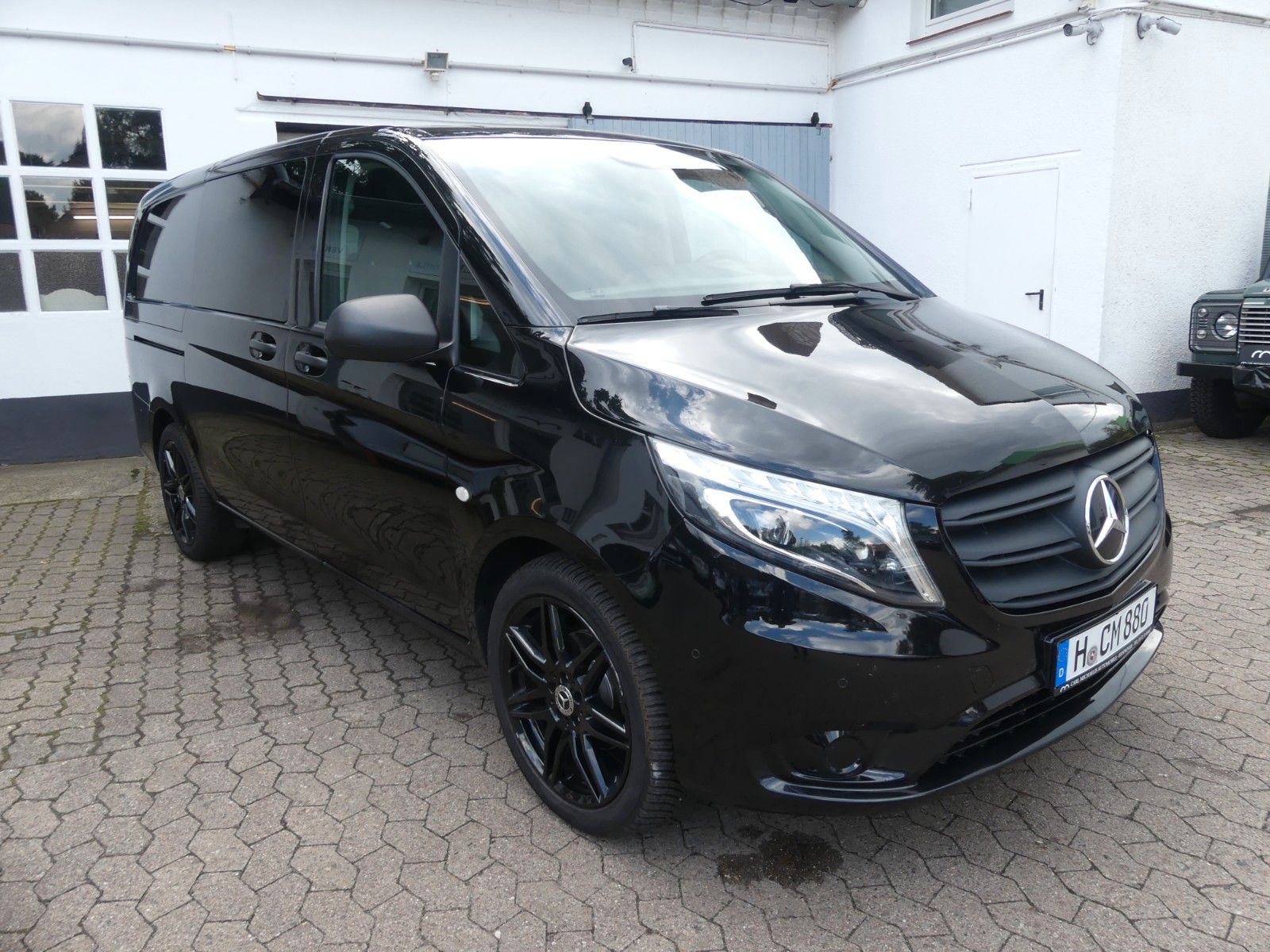 Fahrzeugabbildung Mercedes-Benz Vito Mixto lang, 2. Hd, AHK, LED, AMG, Top Zust
