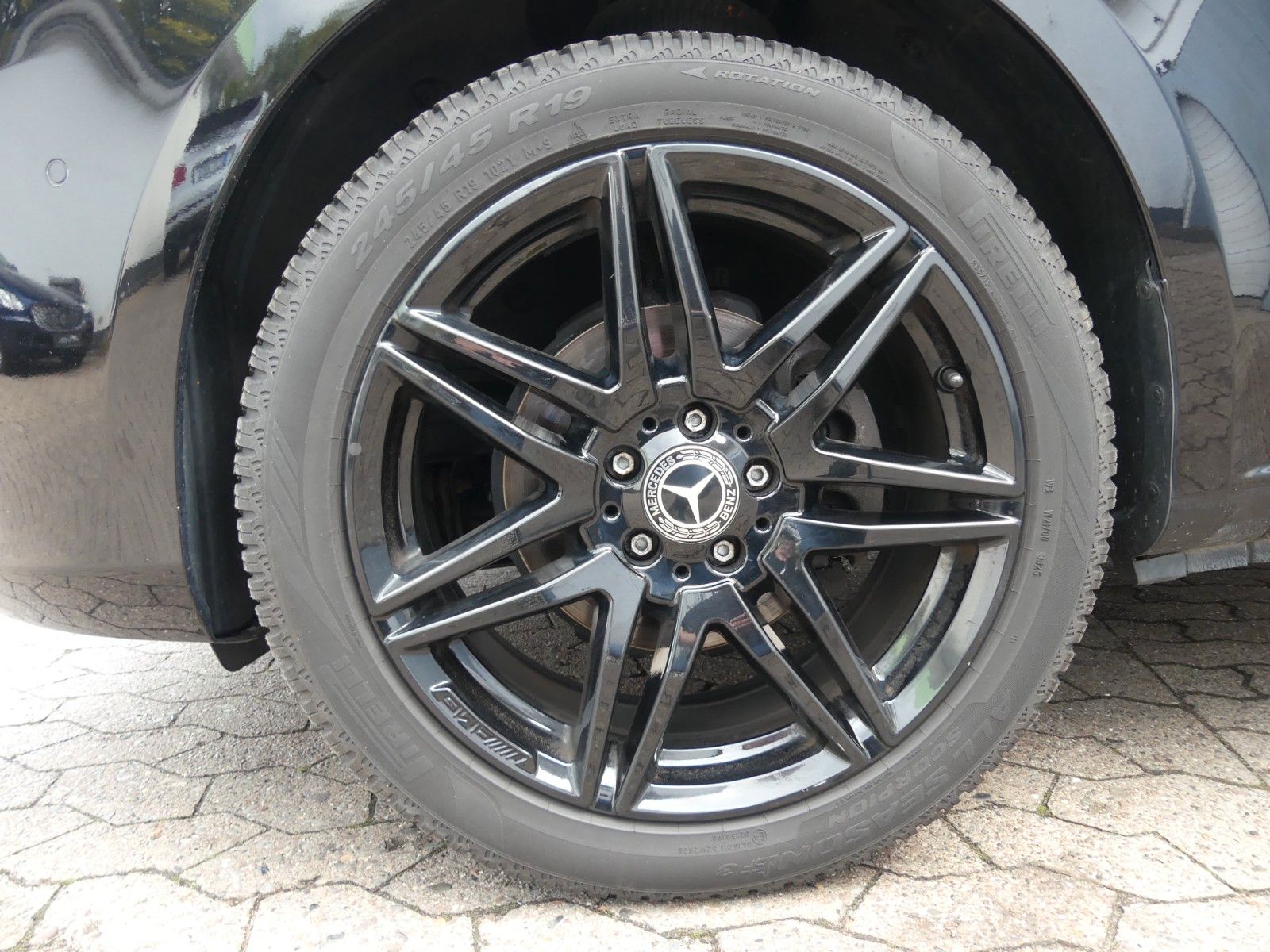 Fahrzeugabbildung Mercedes-Benz Vito Mixto lang, 2. Hd, AHK, LED, AMG, Top Zust