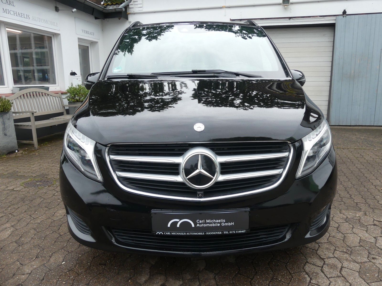 Fahrzeugabbildung Mercedes-Benz V250 CDI AVANTGARDE EDITION lang, 2. Hd., U-frei
