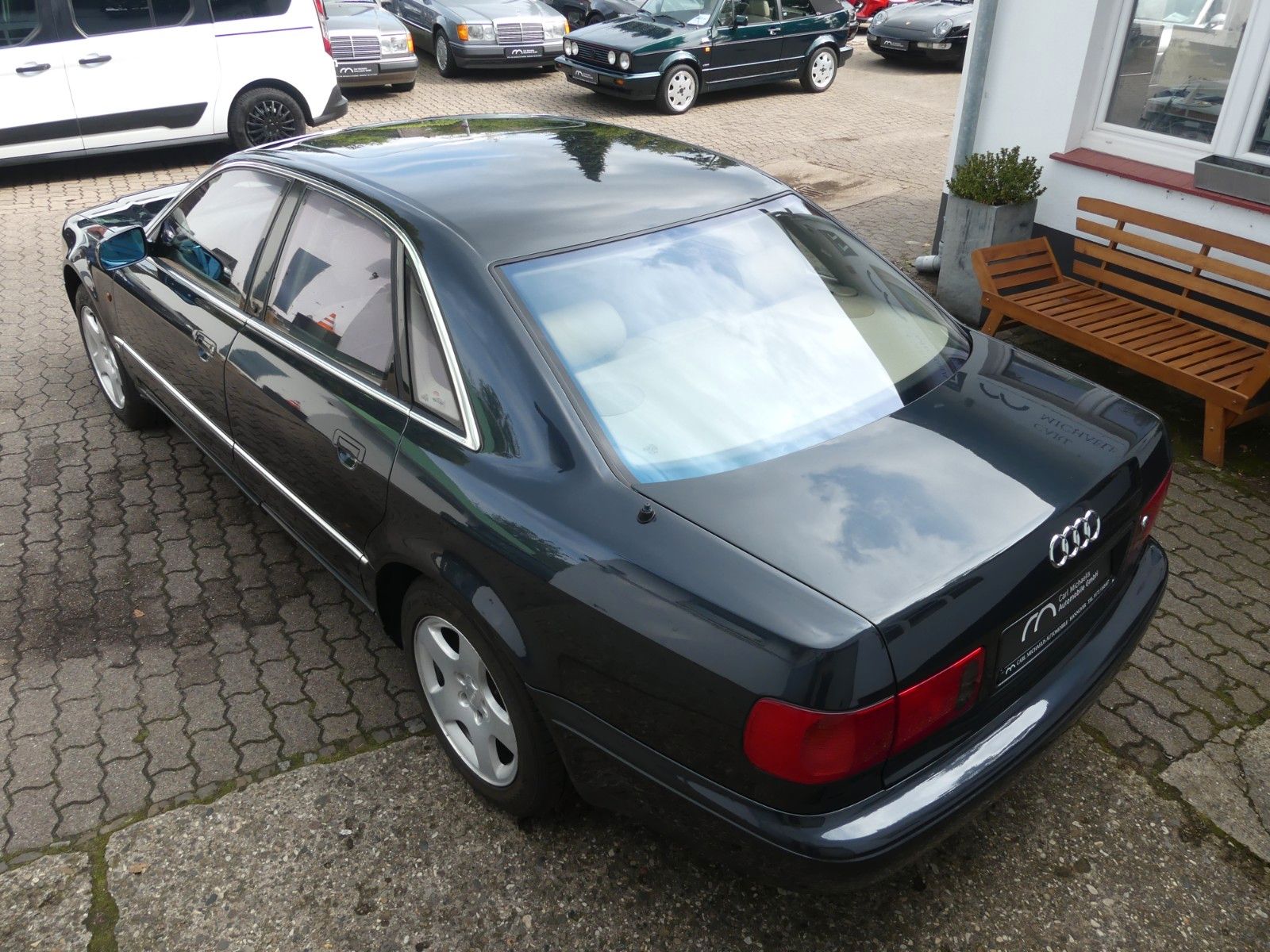 Fahrzeugabbildung Audi A8 4.2 quattro, 2. Hd., Top Zustand