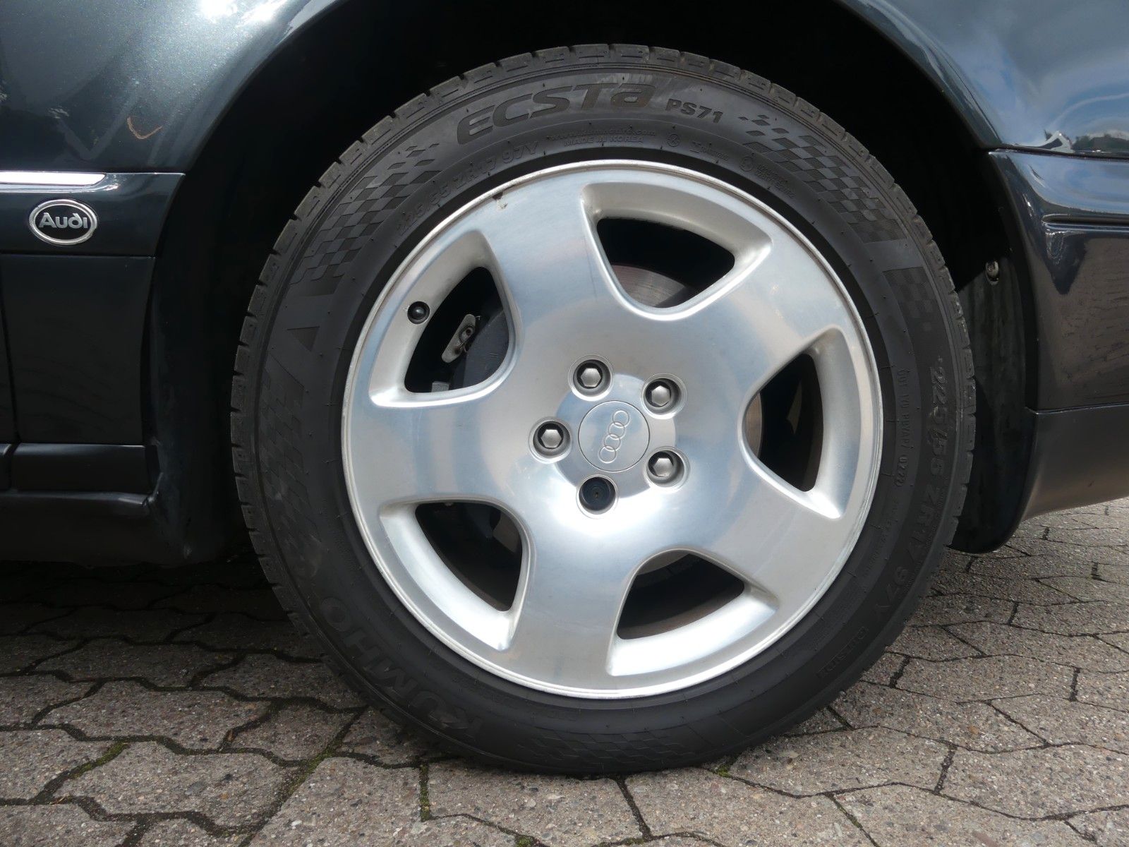 Fahrzeugabbildung Audi A8 4.2 quattro, 2. Hd., Top Zustand