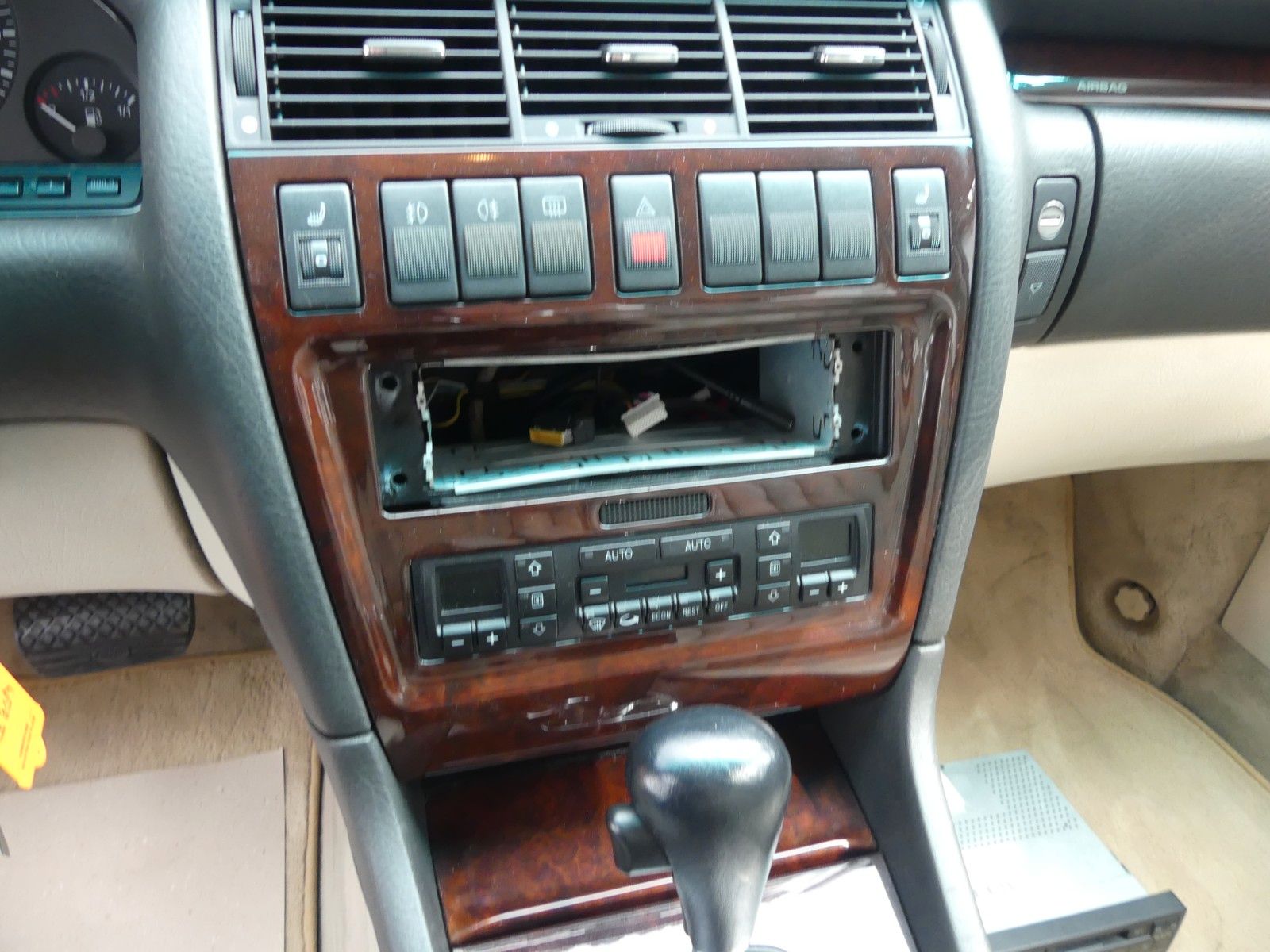 Fahrzeugabbildung Audi A8 4.2 quattro, 2. Hd., Top Zustand