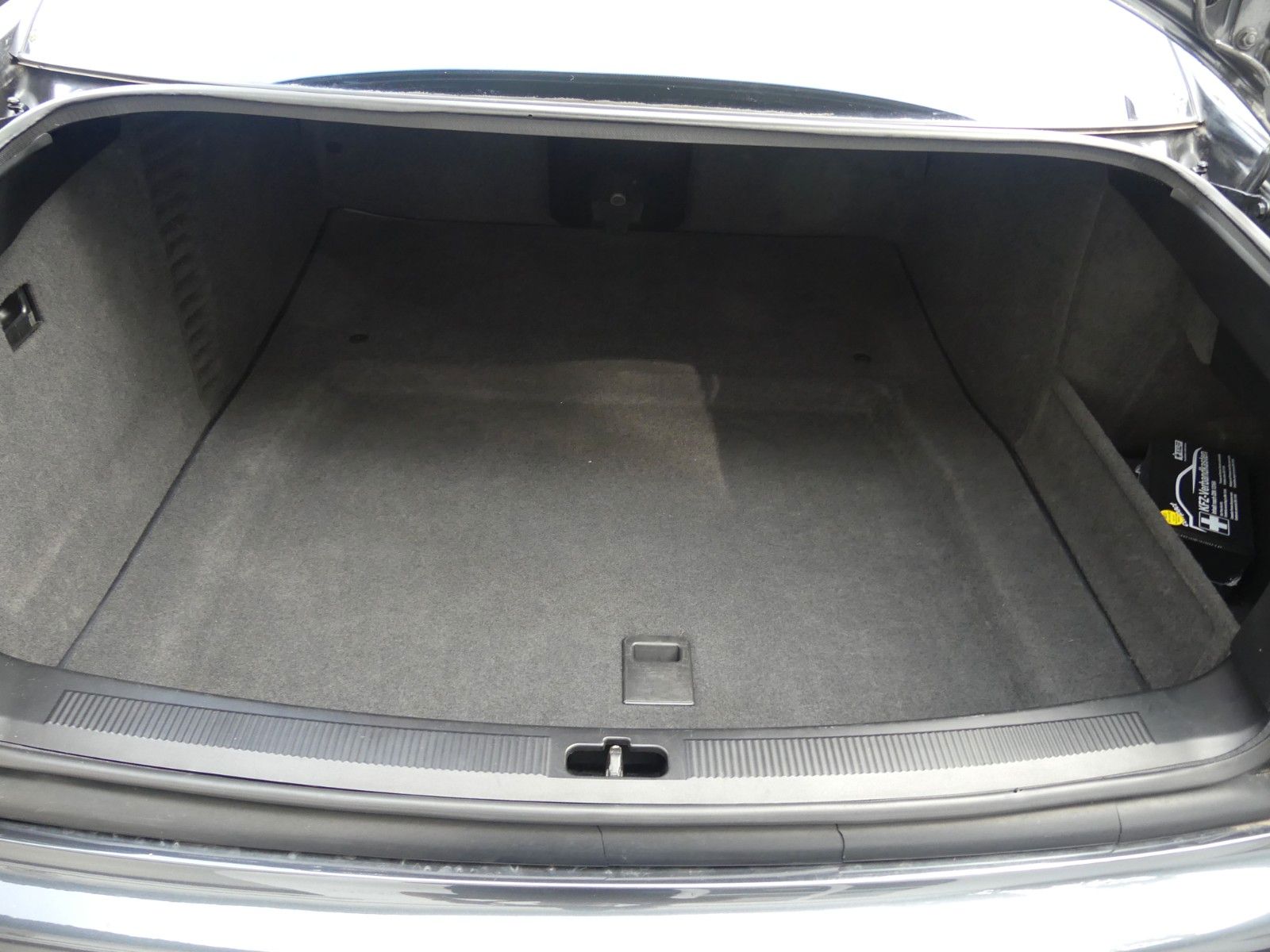 Fahrzeugabbildung Audi A8 4.2 quattro, 2. Hd., Top Zustand