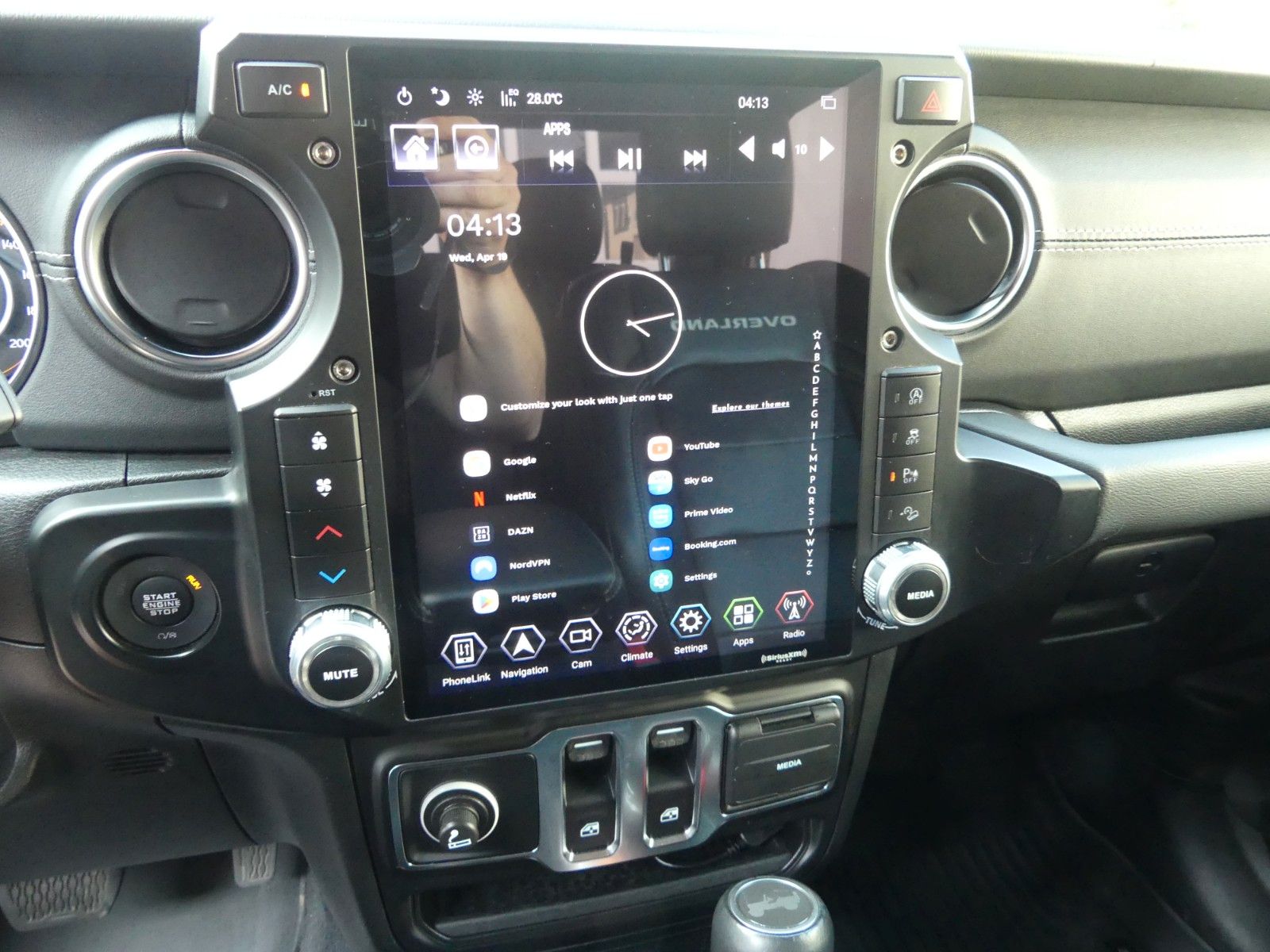 Fahrzeugabbildung Jeep Wrangler Unlimited Sahara, EINZELSTÜCK