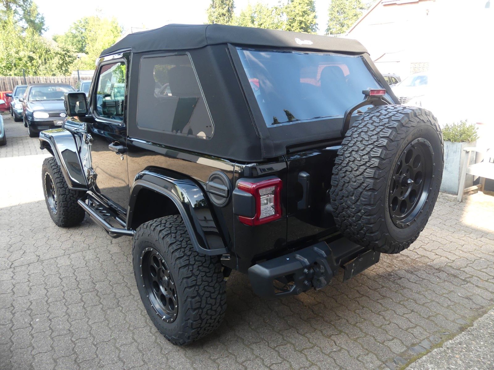 Fahrzeugabbildung Jeep Wrangler Unlimited Sahara, EINZELSTÜCK