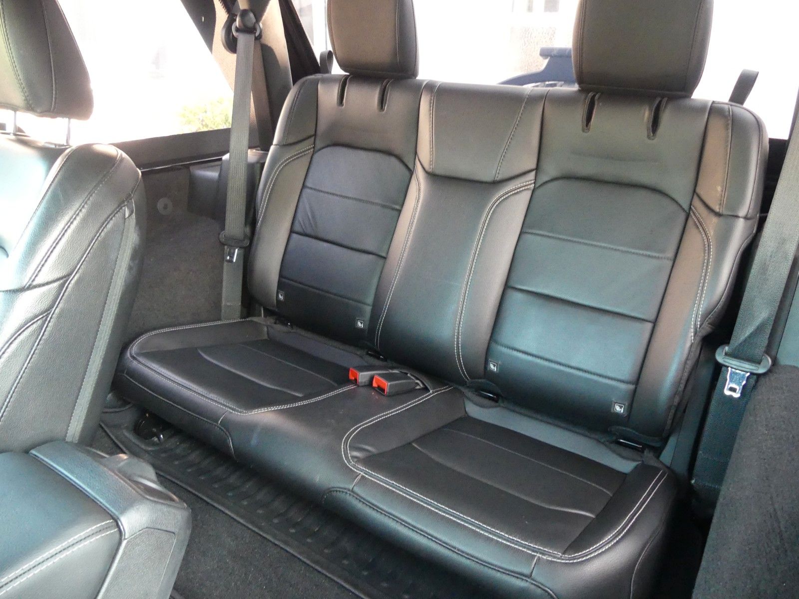 Fahrzeugabbildung Jeep Wrangler Unlimited Sahara, EINZELSTÜCK