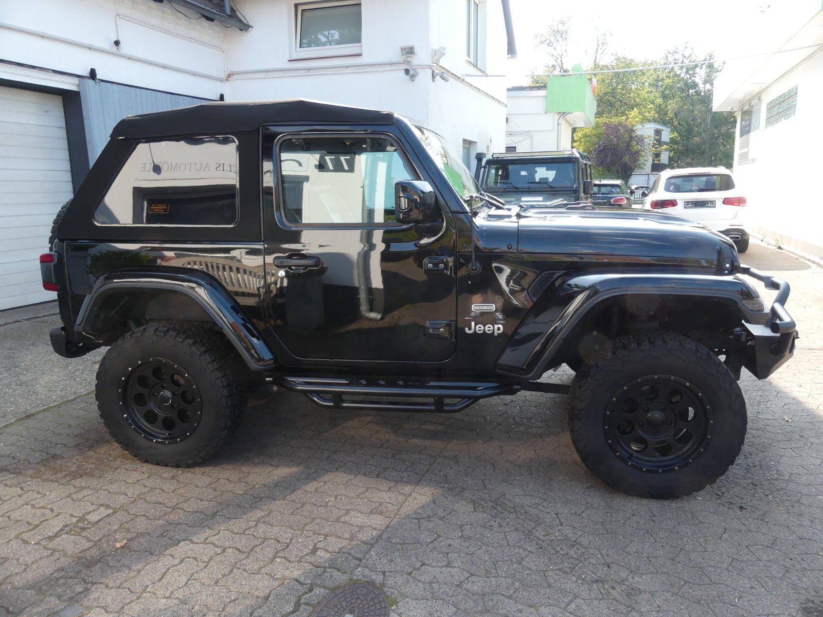Fahrzeugabbildung Jeep Wrangler Unlimited Sahara, EINZELSTÜCK