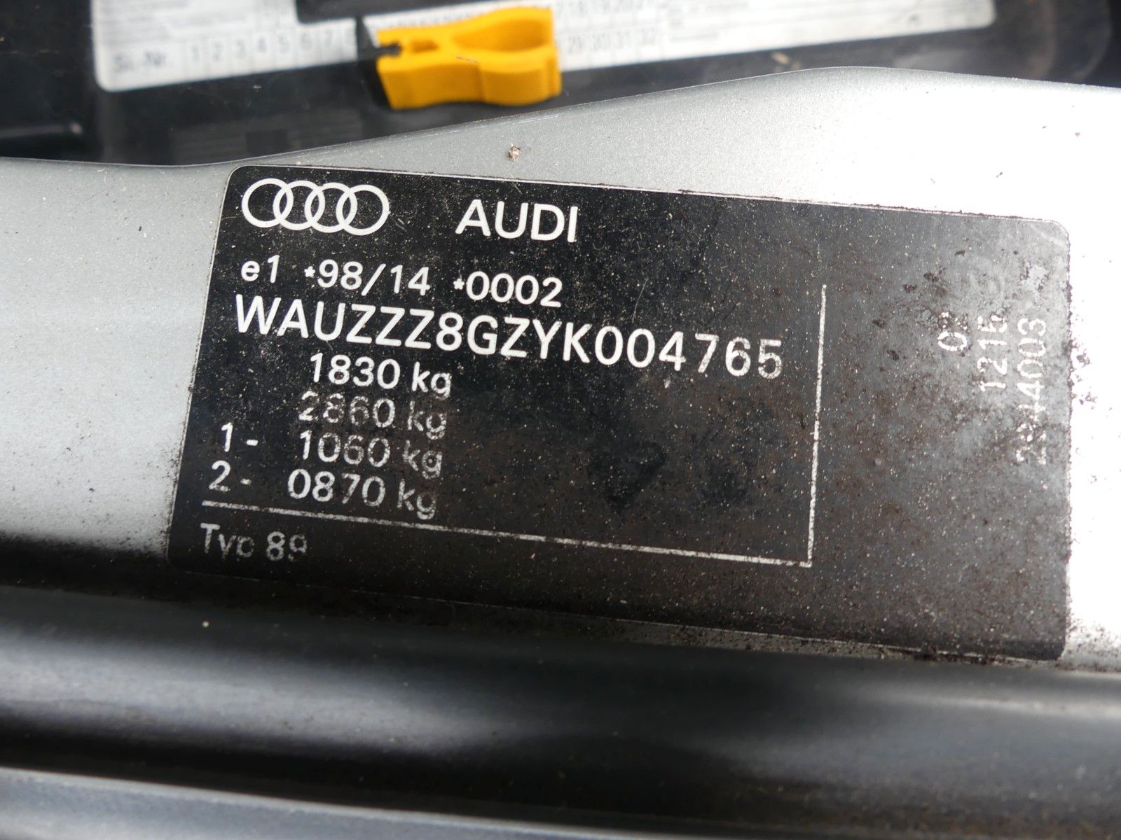Fahrzeugabbildung Audi 80 2.6 Cabrio, 1. Hand, Aut., Leder, Klima .....