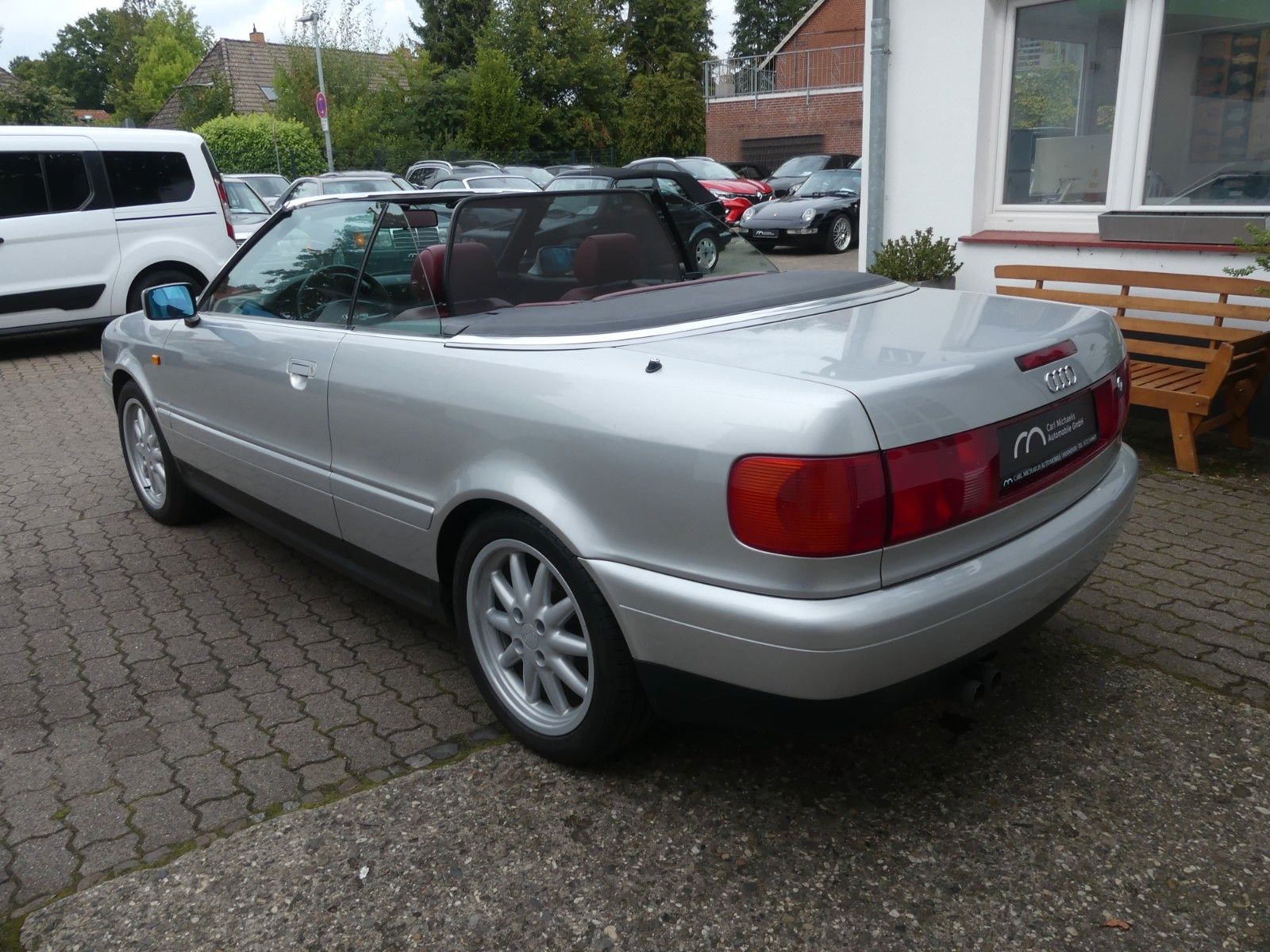Fahrzeugabbildung Audi 80 2.6 Cabrio, 1. Hand, Aut., Leder, Klima .....