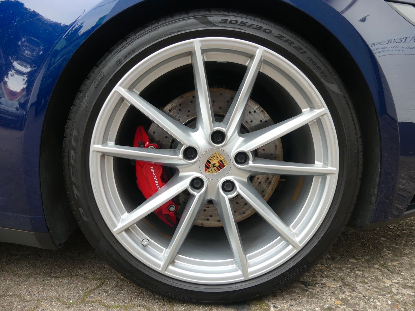 Fahrzeugabbildung Porsche 911 / 992 Targa 4 GTS, 1.Hd, SH-Porsche, Lift,