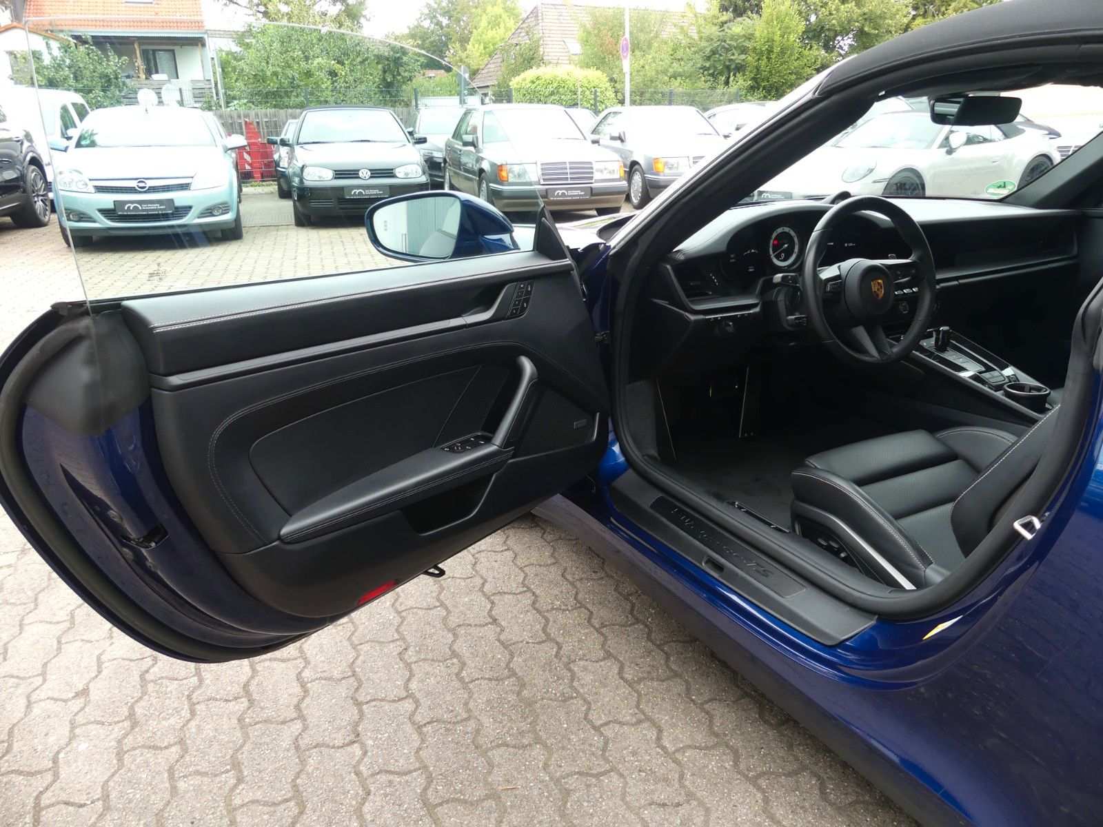 Fahrzeugabbildung Porsche 911 / 992 Targa 4 GTS, 1.Hd, SH-Porsche, Lift,