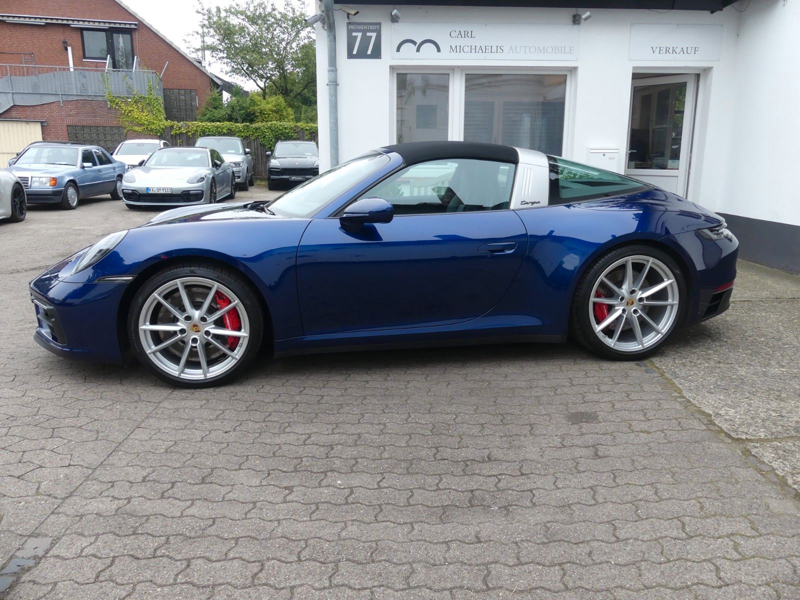 Fahrzeugabbildung Porsche 911 / 992 Targa 4 GTS, 1.Hd, SH-Porsche, Lift,